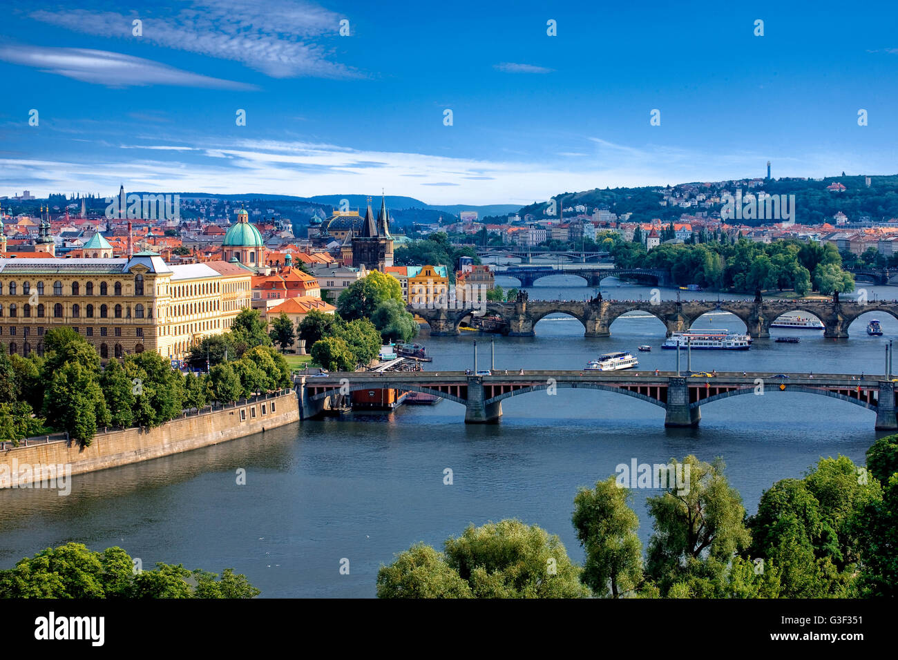 Überblick über Prag und Vltava Fluss Stockfoto