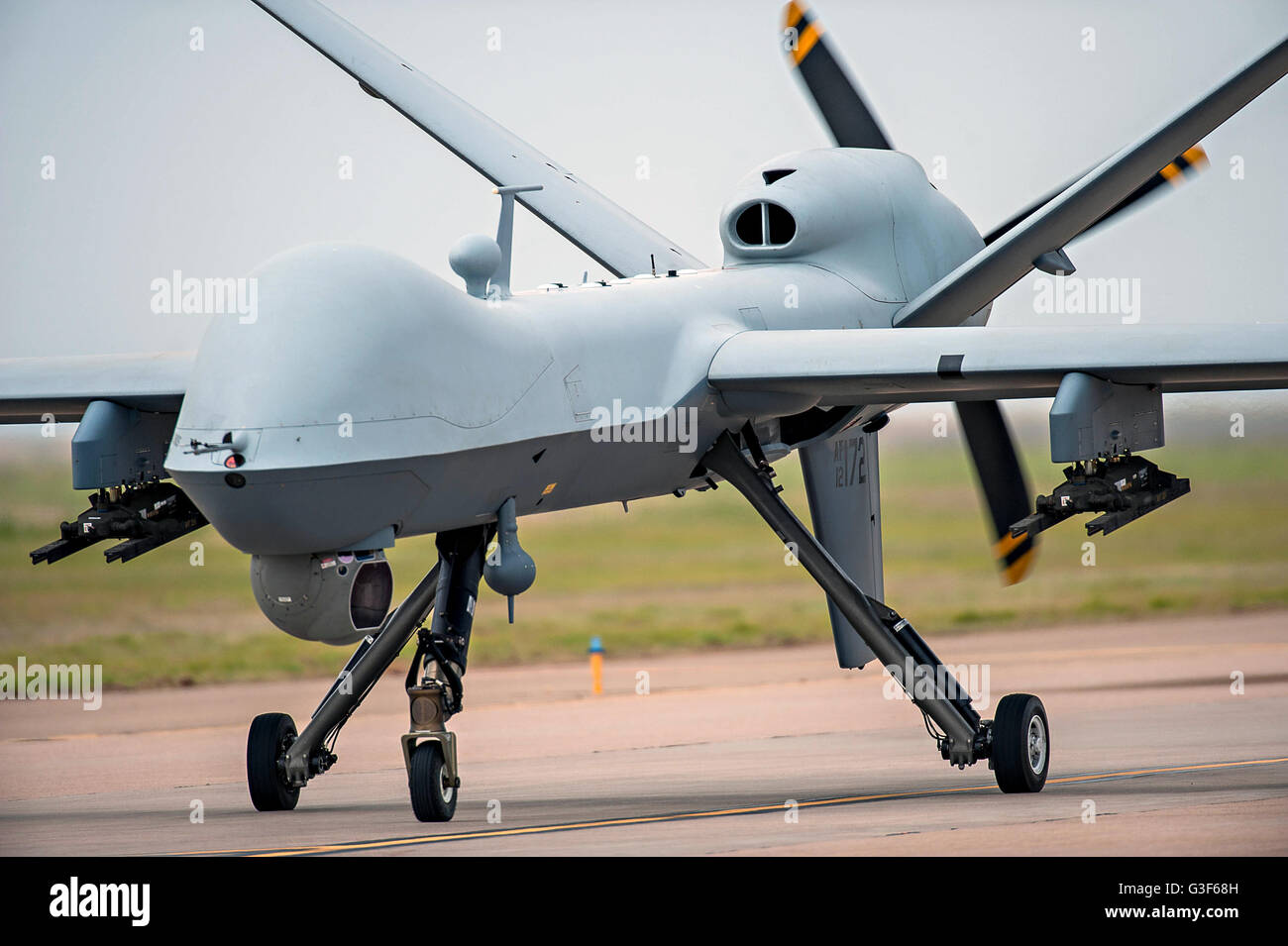 Ein US-Air Force MQ-9 Reaper drone Taxi unterwegs auf Cannon Air Force Base 29. Mai 2016 in Clovis, New Mexico. Stockfoto