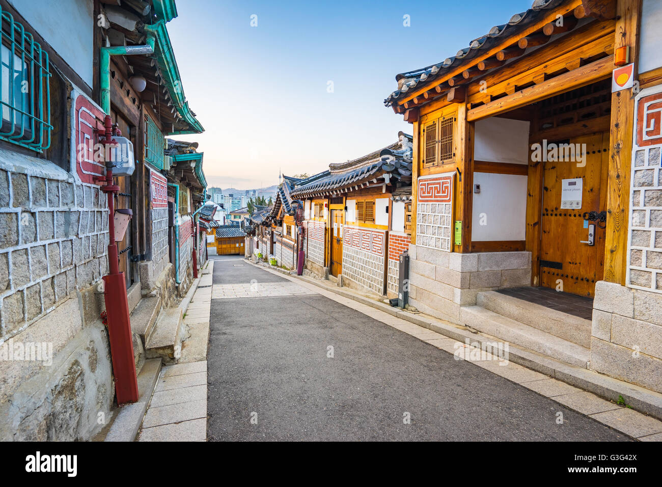 Bukchon Hanok Village in Seoul, Südkorea. Stockfoto