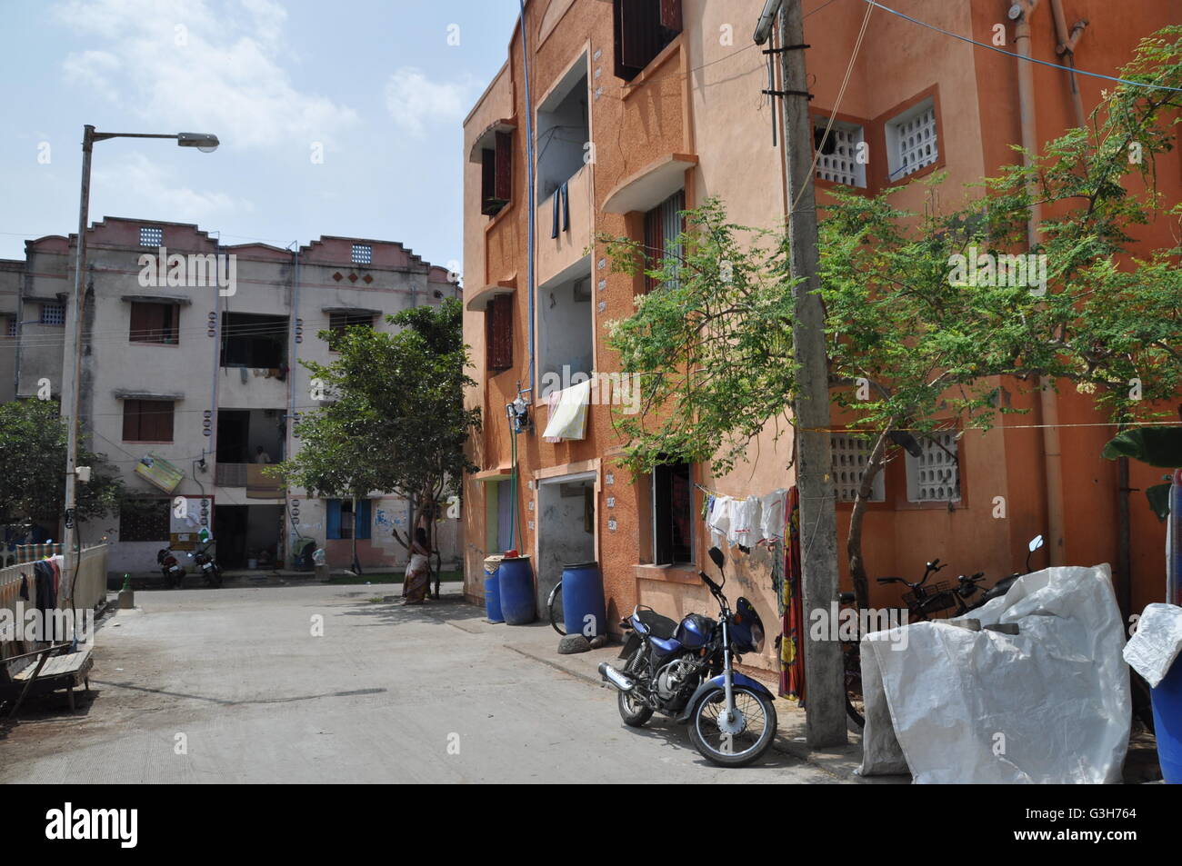 Chennai, Indien. 17. Sep, 2015. Häuser in der Wohngegend von Kannagi Nagar dienen für die Neuansiedlung von den Menschen in den Slums, die 2004 in Chennai, Indien, 17. September 2015 zerstört wurde. Foto: Friederike Heine/Dpa/Alamy Live News Stockfoto