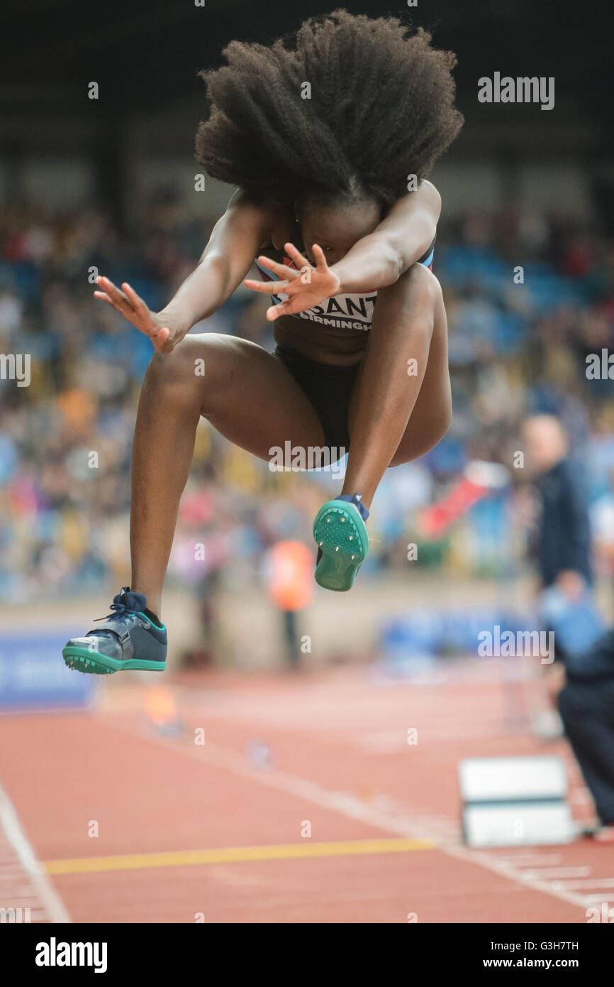 Zara Asante tun im Dreisprung an der Birmingham Alexander Stadium UK Stockfoto