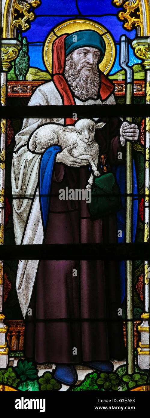LIER, Belgien - 16. Mai 2015: Glasfenster in der Kirche St. Gummarus in Lier, Belgien, Darstellung der Hl. Joachim Stockfoto