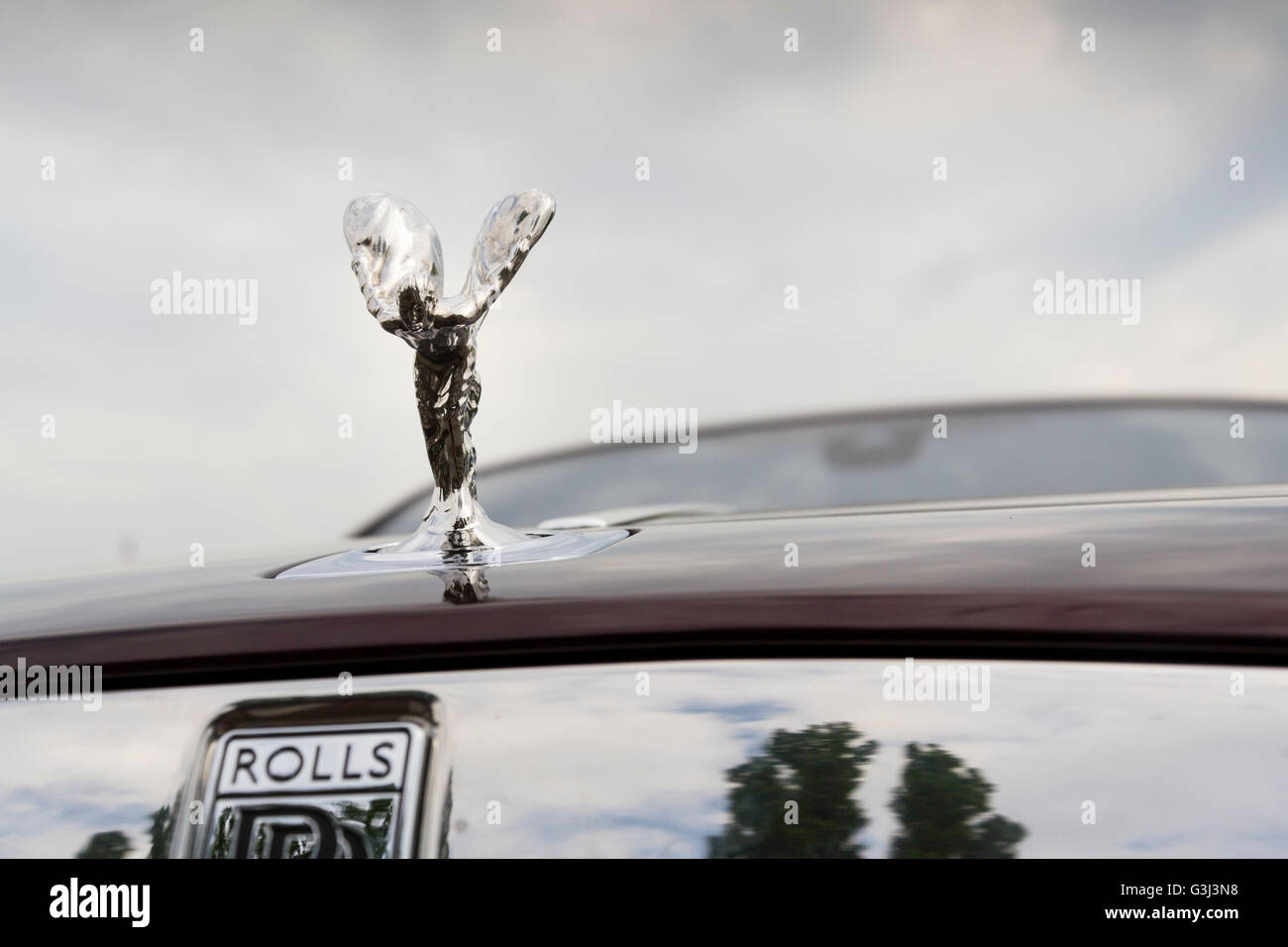 Prag, Tschechische Republik - 20.Mai: Rolls-Royce Wraith Coupé Auto mit Spirit of Ecstasy-Emblem - der stärkste Rolls-Royce in h Stockfoto