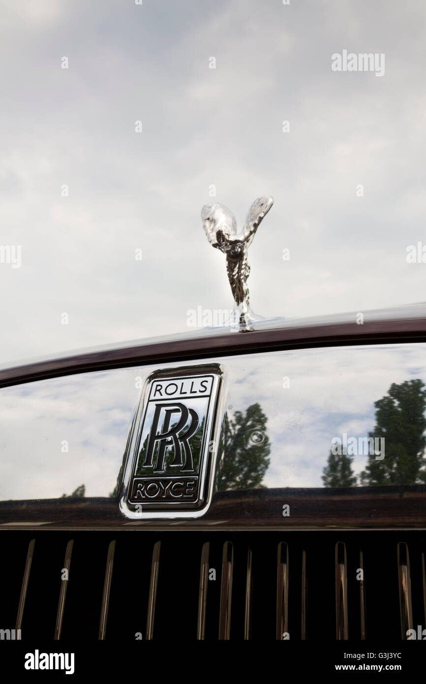 Prag, Tschechische Republik - 20.Mai: Rolls-Royce Wraith Coupé Auto mit Spirit of Ecstasy-Emblem - der stärkste Rolls-Royce in h Stockfoto