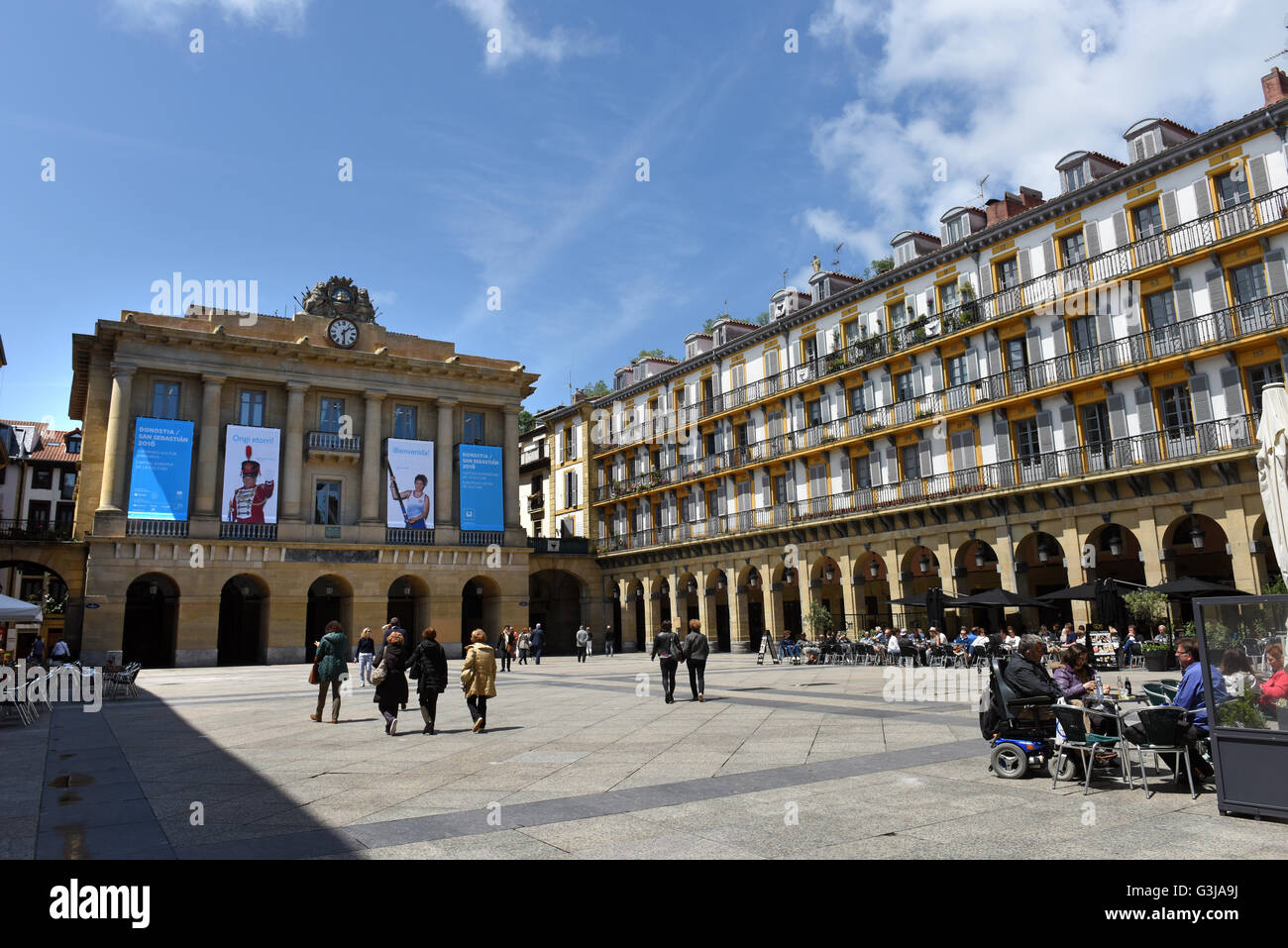 Verfassung Square Plaza in San Sebastian oder Donostia im Baskenland Spanien Stockfoto