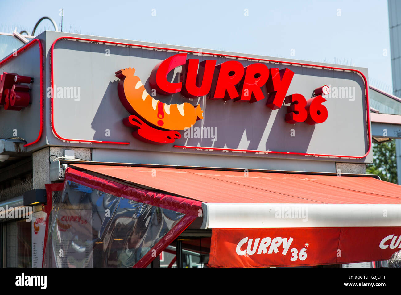 Currywurst, eine Currywurst gewürzt, typisch Berlin-Fast-Food, Stockfoto