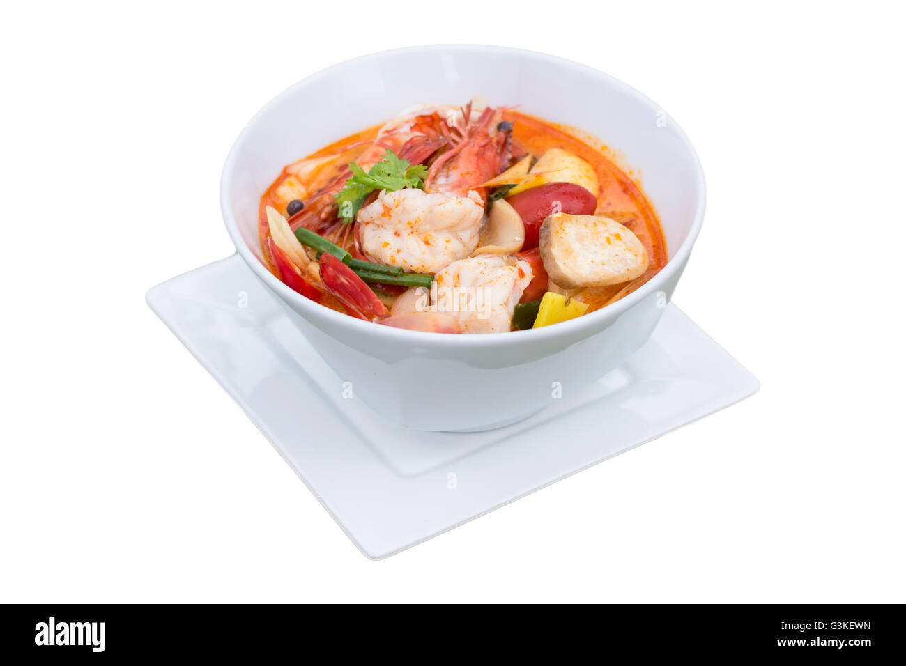 Tom Yum Kung volkstümliche Küche Thailands, auf weißem Hintergrund Stockfoto