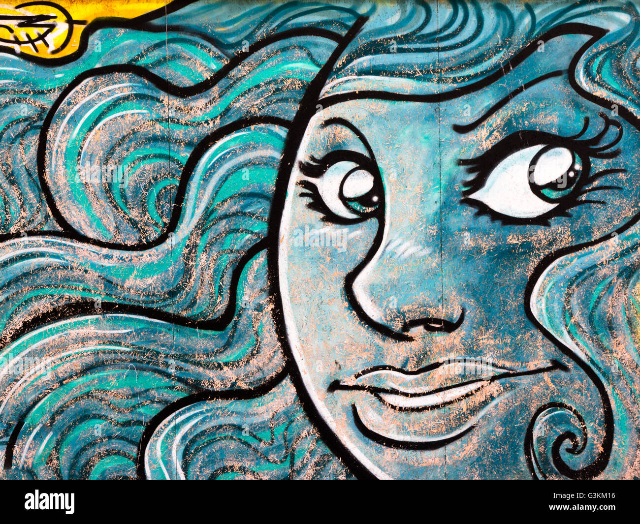 Blau Seducting Sirene Gesicht Grafito am öffentlichen Wall Street Art Graffiti Stockfoto