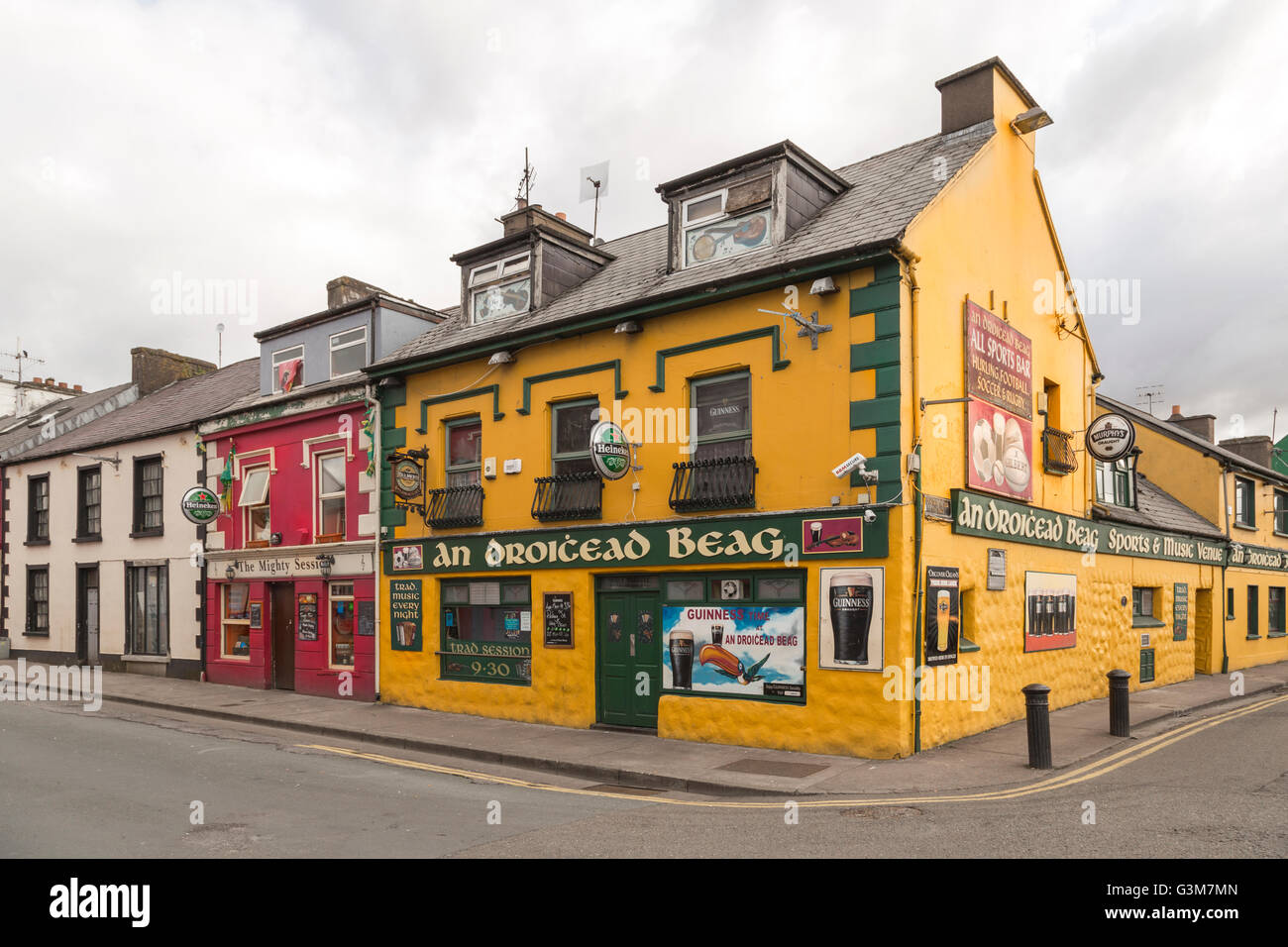 Bunte Architektur in Dingle Stadt, Halbinsel Dingle, County Kerry, Irland. Stockfoto