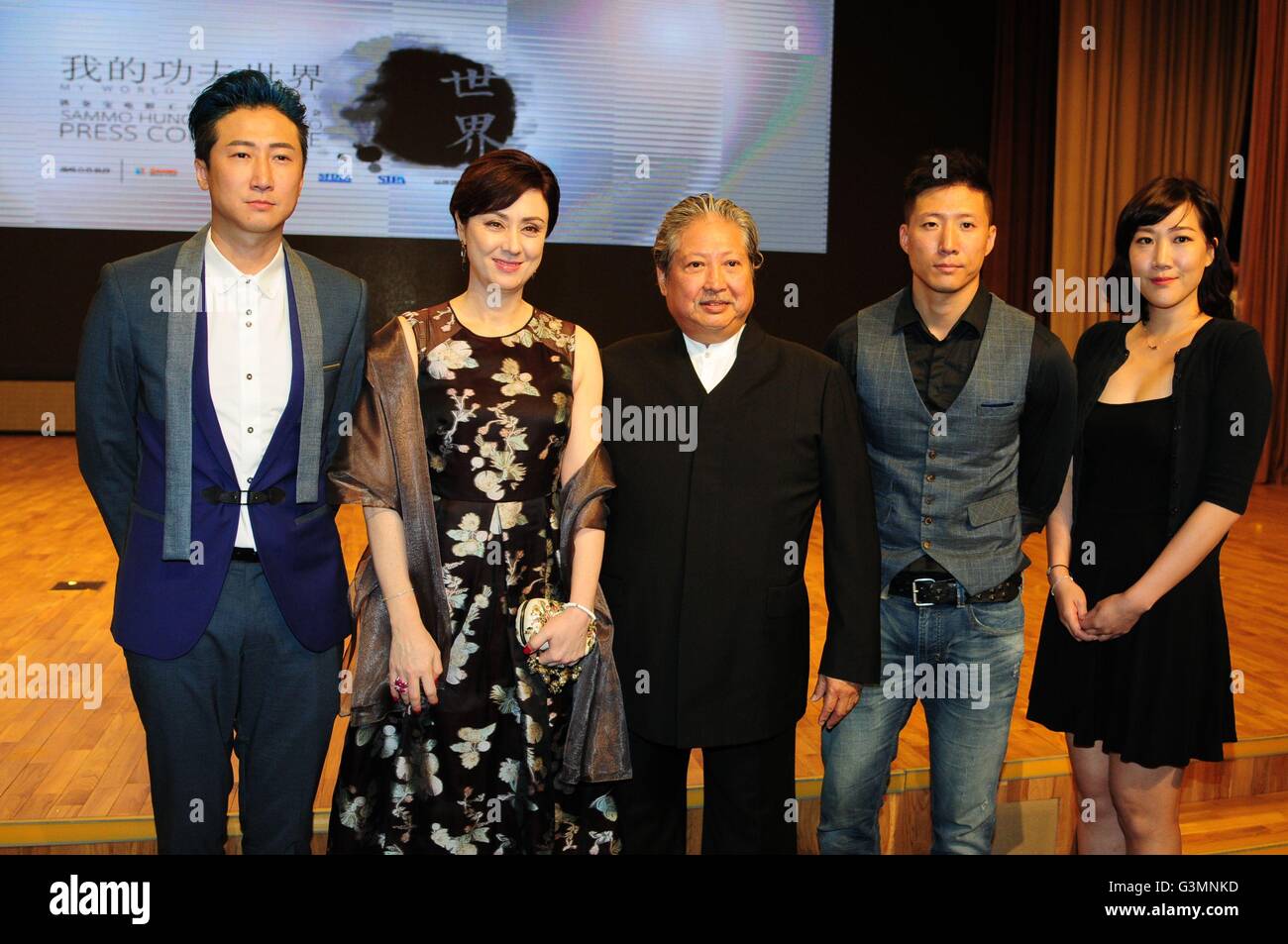 Shanghai, China. 13. Juni 2016. Jackie Chan und Eddie Peng besuchen die Eröffnungsfeier von Sammo Hung Studio in Shanghai, China am 13. Juni 2016. Bildnachweis: TopPhoto/Alamy Live-Nachrichten Stockfoto
