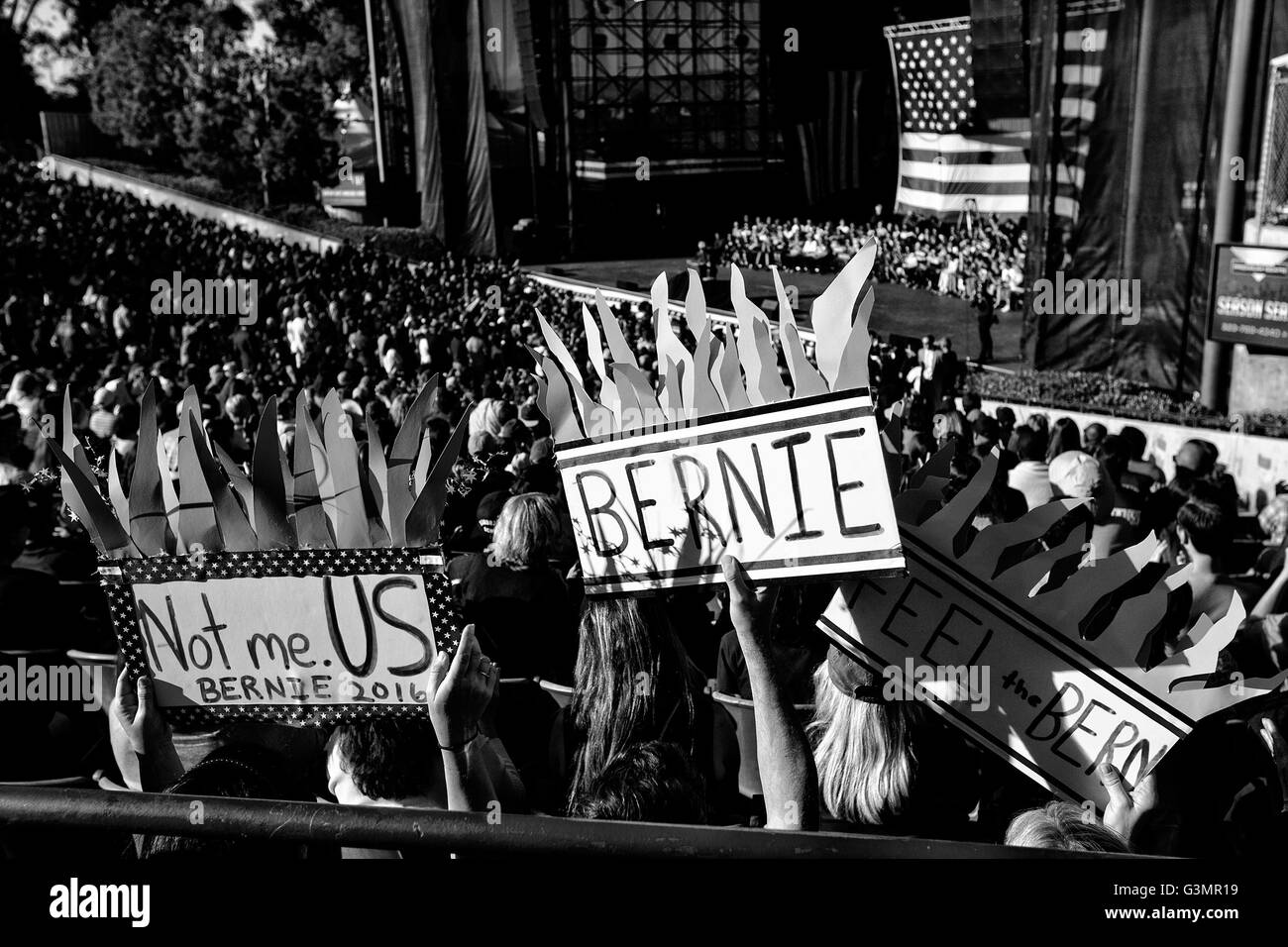 Irvine, Kalifornien, USA. 22. Mai 2016. Die Kampagne von BERNIE SANDERS hinzugefügt neue Wörter zum amerikanischen Lexikon. '' Die Bern fühle mich '' war vielleicht das populärste. 22. Mai 2016. Irvine, Kalifornien © Gabriel Romero/ZUMA Draht/Alamy Live-Nachrichten Stockfoto