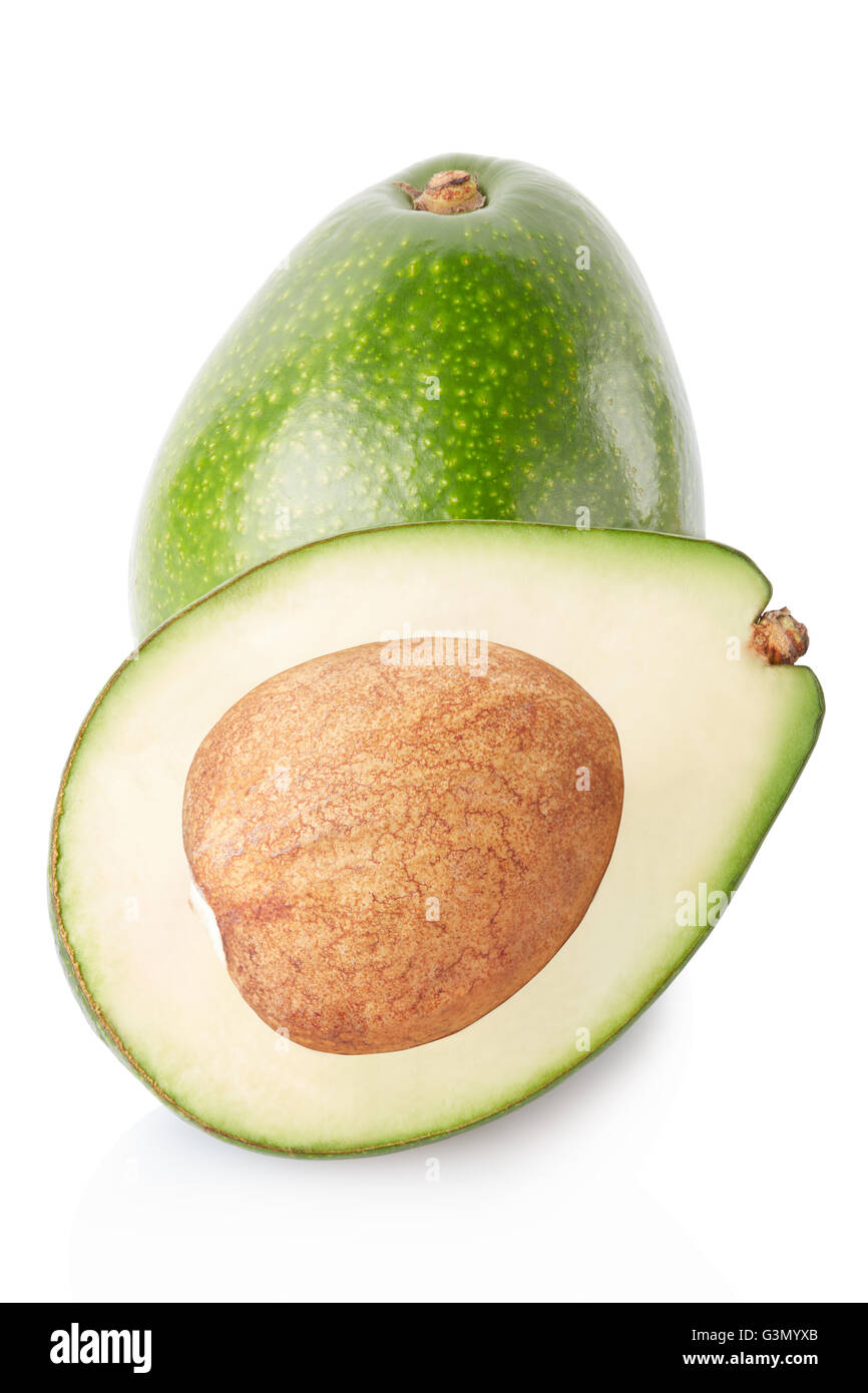 Avocado und die Hälfte auf weiß, Clipping-Pfad Stockfoto