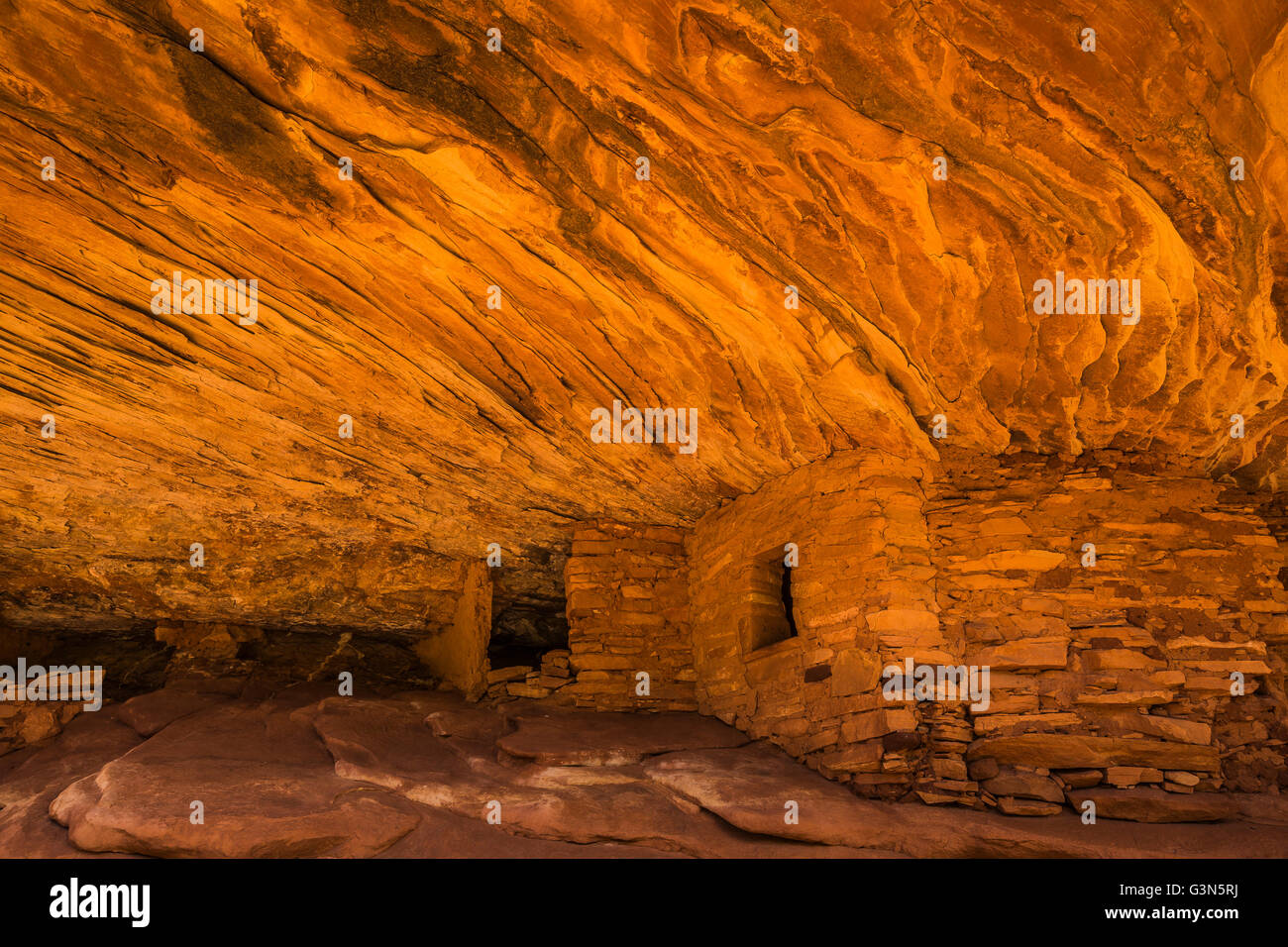 Haus auf Feuer Ruine auf dem BLM Land in South Fork des Mule Canyon in (vorgeschlagen, ab 2016) Bären Ohren National Monument, Utah, USA Stockfoto