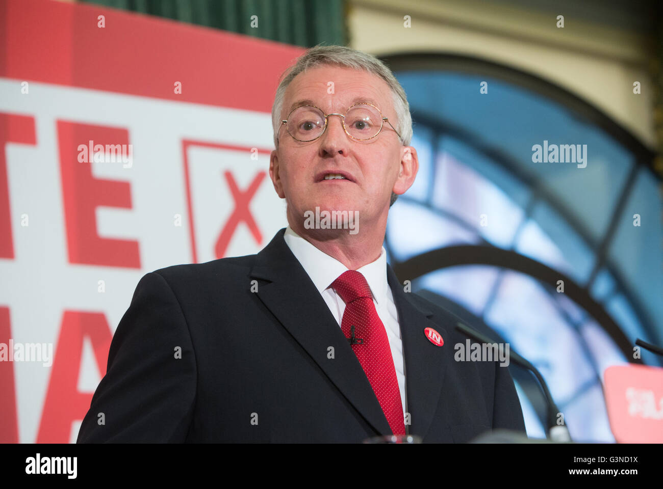 Hilary Benn, Schatten Außenminister spricht bei einer Abstimmung In-Konferenz in London. Stockfoto