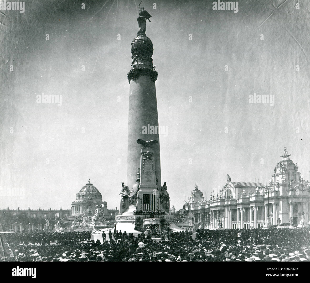Diese frühen Foto zeigt die feierliche Eröffnung des Louisiana Purchase Exposition. In der Mitte Vordergrund gibt David Francis, ein ehemaliger Gouverneur von Missouri, die Eröffnungsrede. Stockfoto