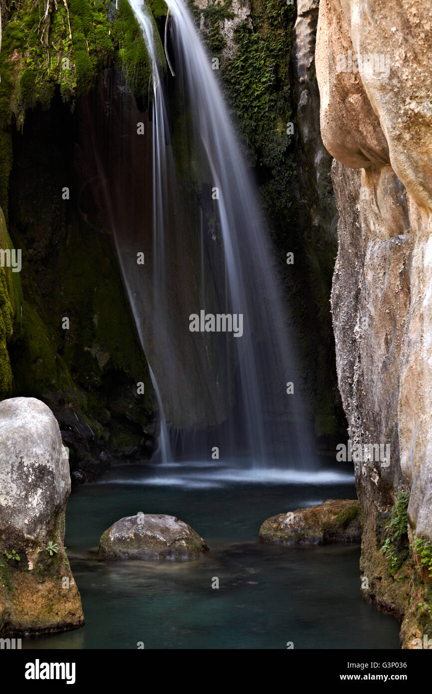 Wasserfall. Schriften de L'Algar. Alicante. Spanien. Stockfoto