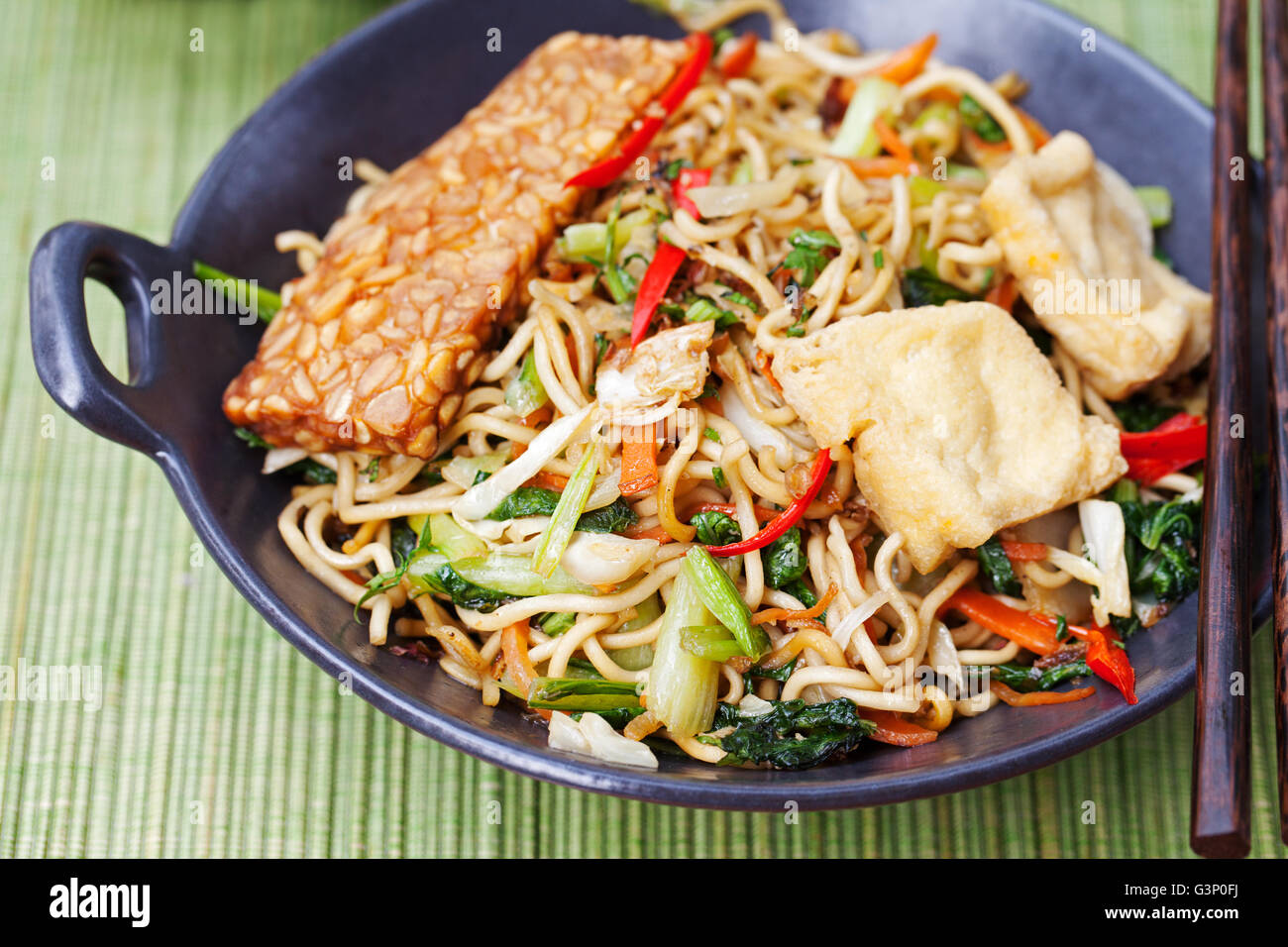 Mi Goreng mir Goreng indonesische Küche Stockfoto