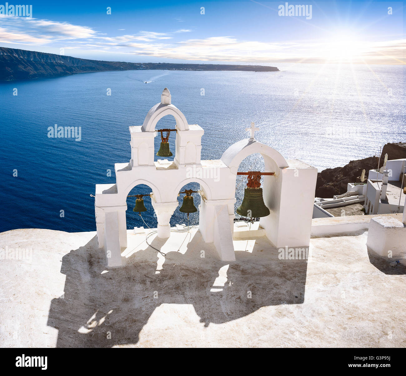 Dorf Oia auf Santorin in Griechenland Stockfoto