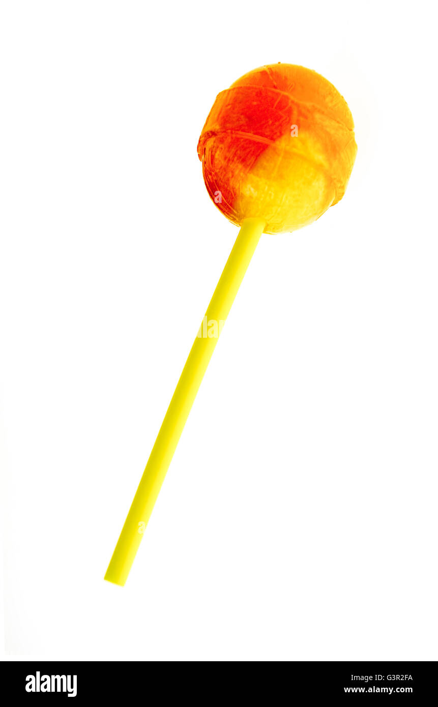 Lollipop gelb-Orange und rot auf weißem Hintergrund isoliert Stockfoto