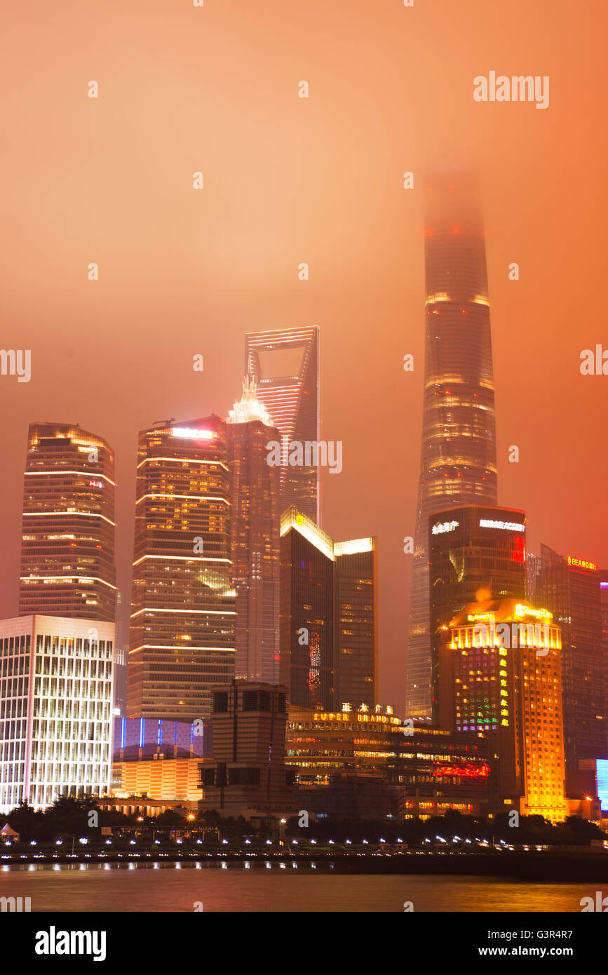 2016-Frühlingsfest in Shanghai Pudong neuer Bereich in der Nacht Stockfoto