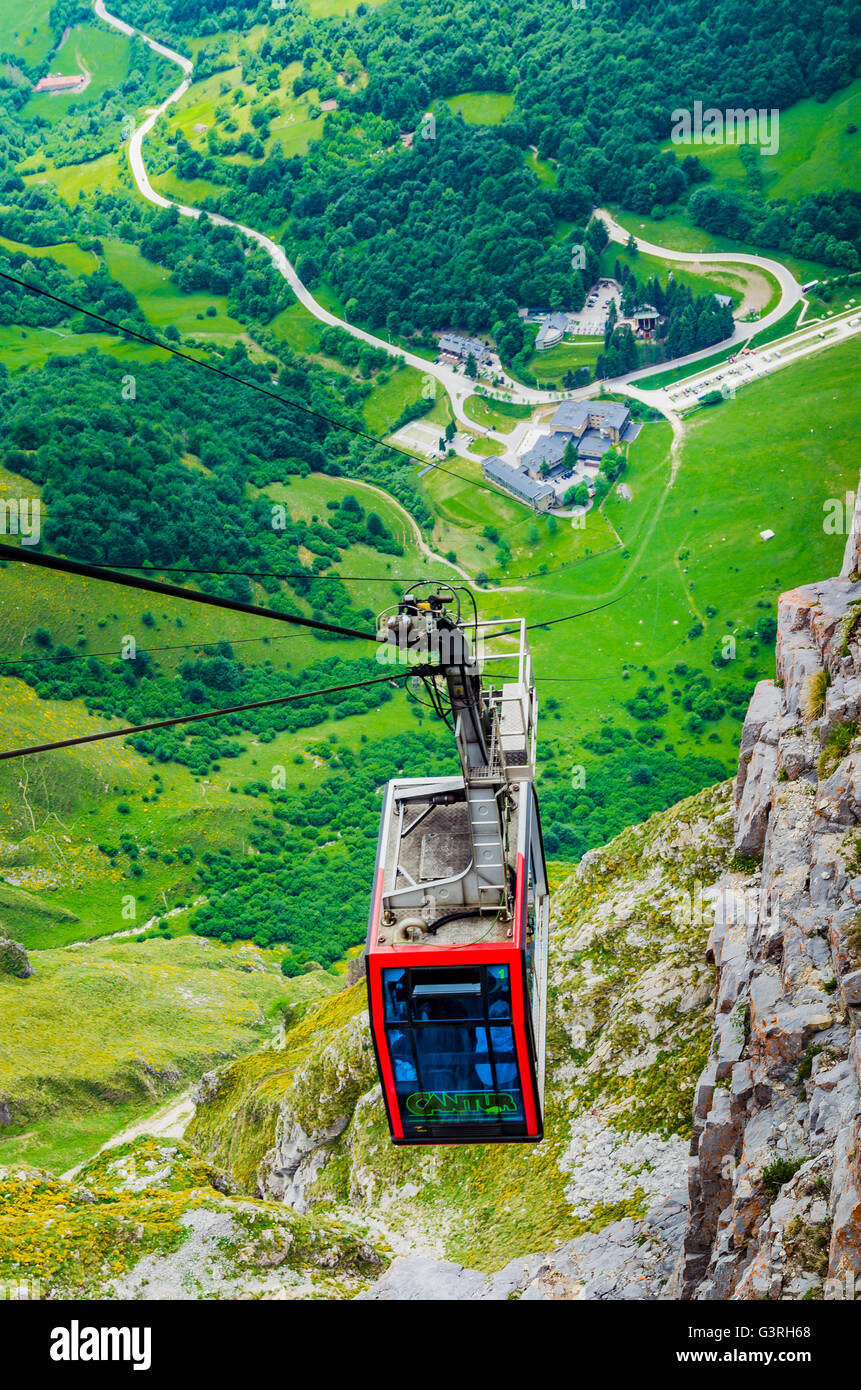 Seilbahn von Fuente De in Picos de Europa. Fuente Dé, Camaleño, Kantabrien, Spanien, Europa Stockfoto