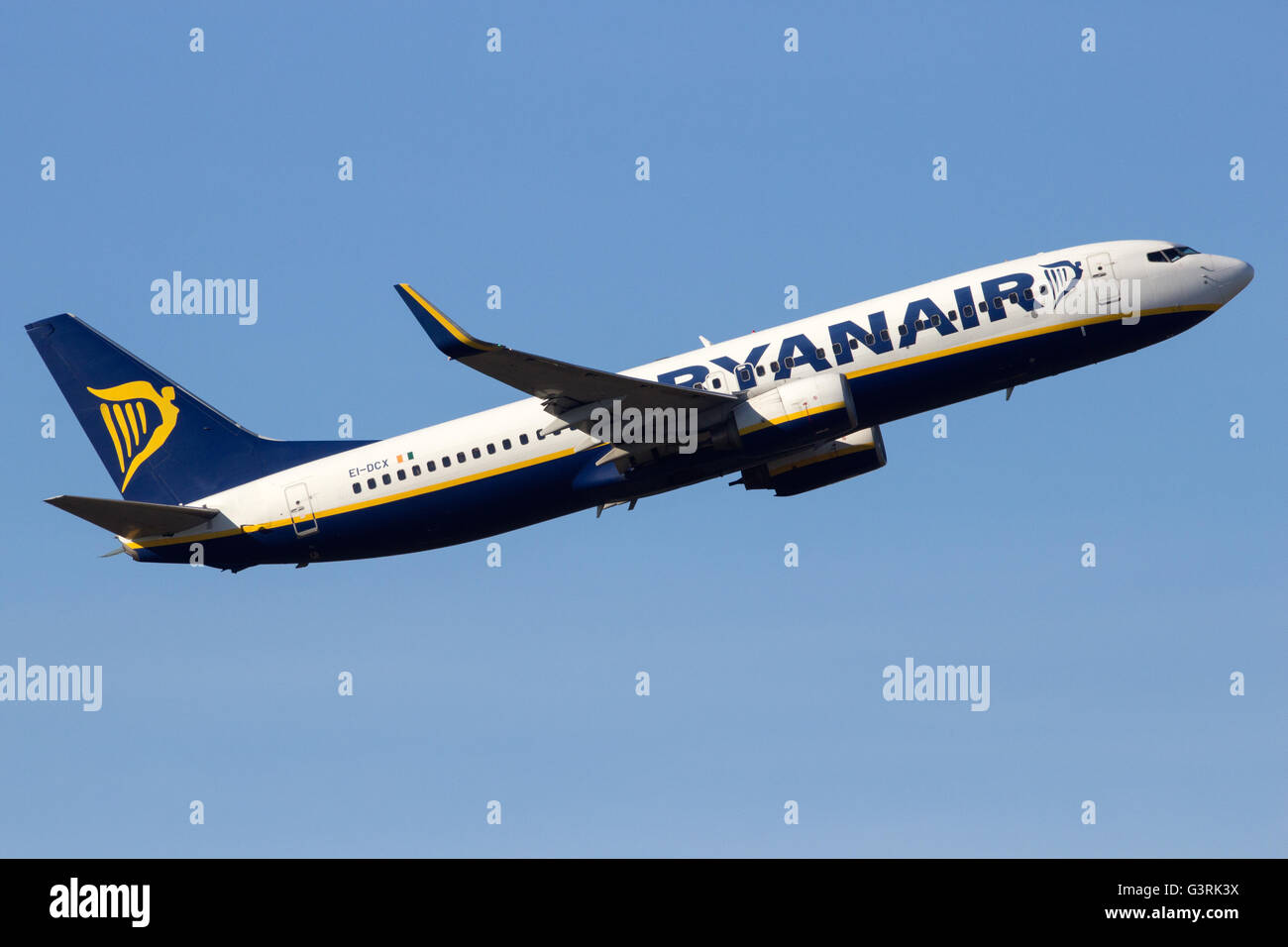 Ryanair Boeing 737 Abflug vom Flughafen Schiphol Stockfoto