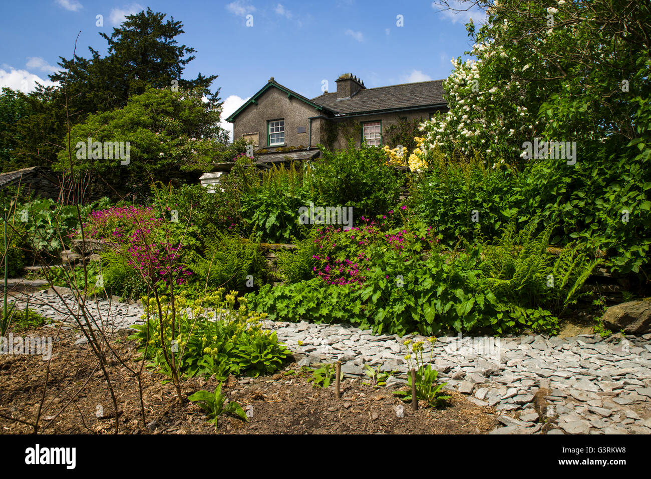 CUMBRIA, UK - 30. Mai 2016: Die wunderschönen Gärten der Hill Top - ein aus dem 17. Jahrhundert Haus Heimat einmal Kinder Autor Beatrix Pott Stockfoto
