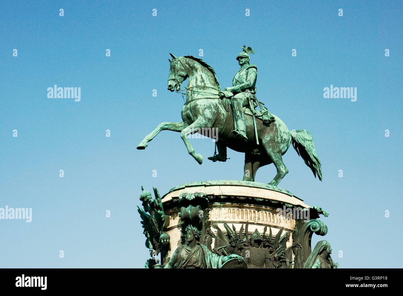 Sankt Petersburg Russland. bronze Reiterstandbild von Nicholas ich in st.Isaak Platz vor der St. Isaak Kathedrale. Stockfoto