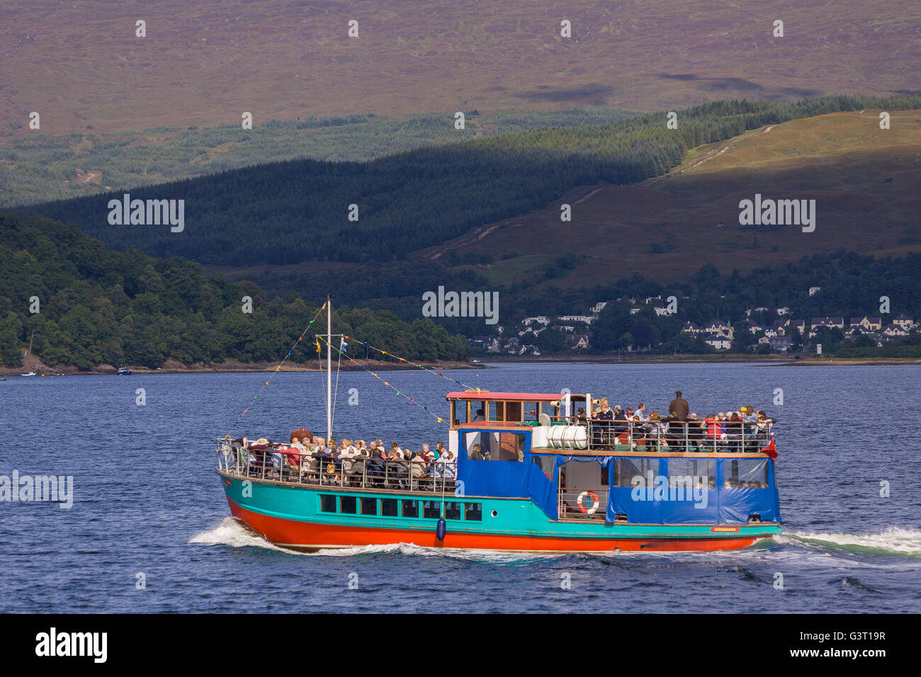 FORT WILLIAM, Schottland - Ausflugsschiff unterwegs auf Loch Linnhe. Stockfoto