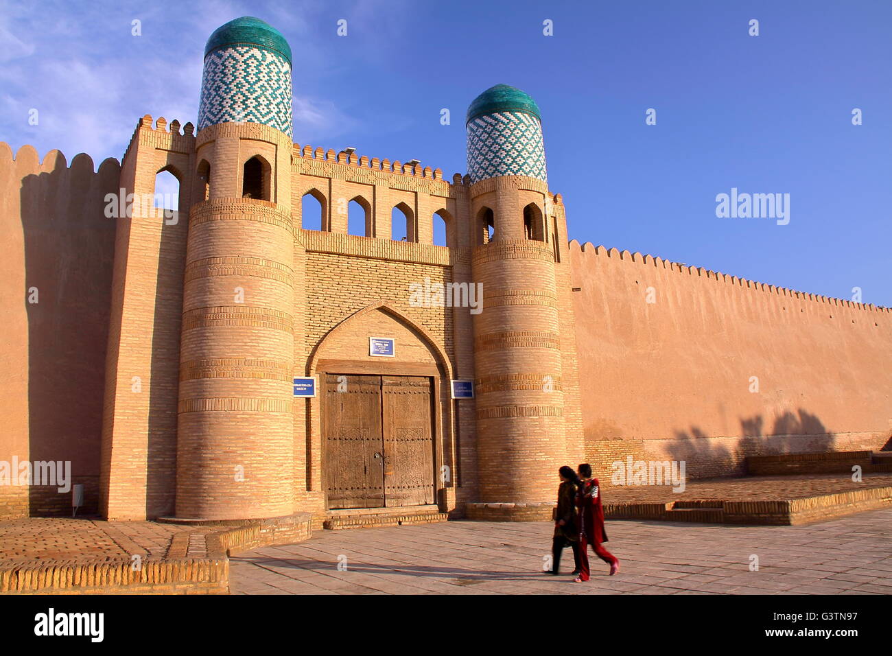 Eingang zum Kunja Ark in Khiva Altstadt, Usbekistan Stockfoto