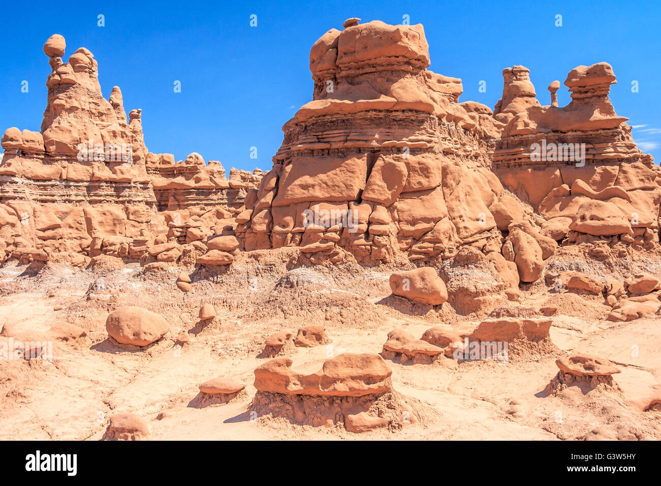 Hoodoo Rock Zinnen im Goblin Valley State Park, Utah, USA Stockfoto