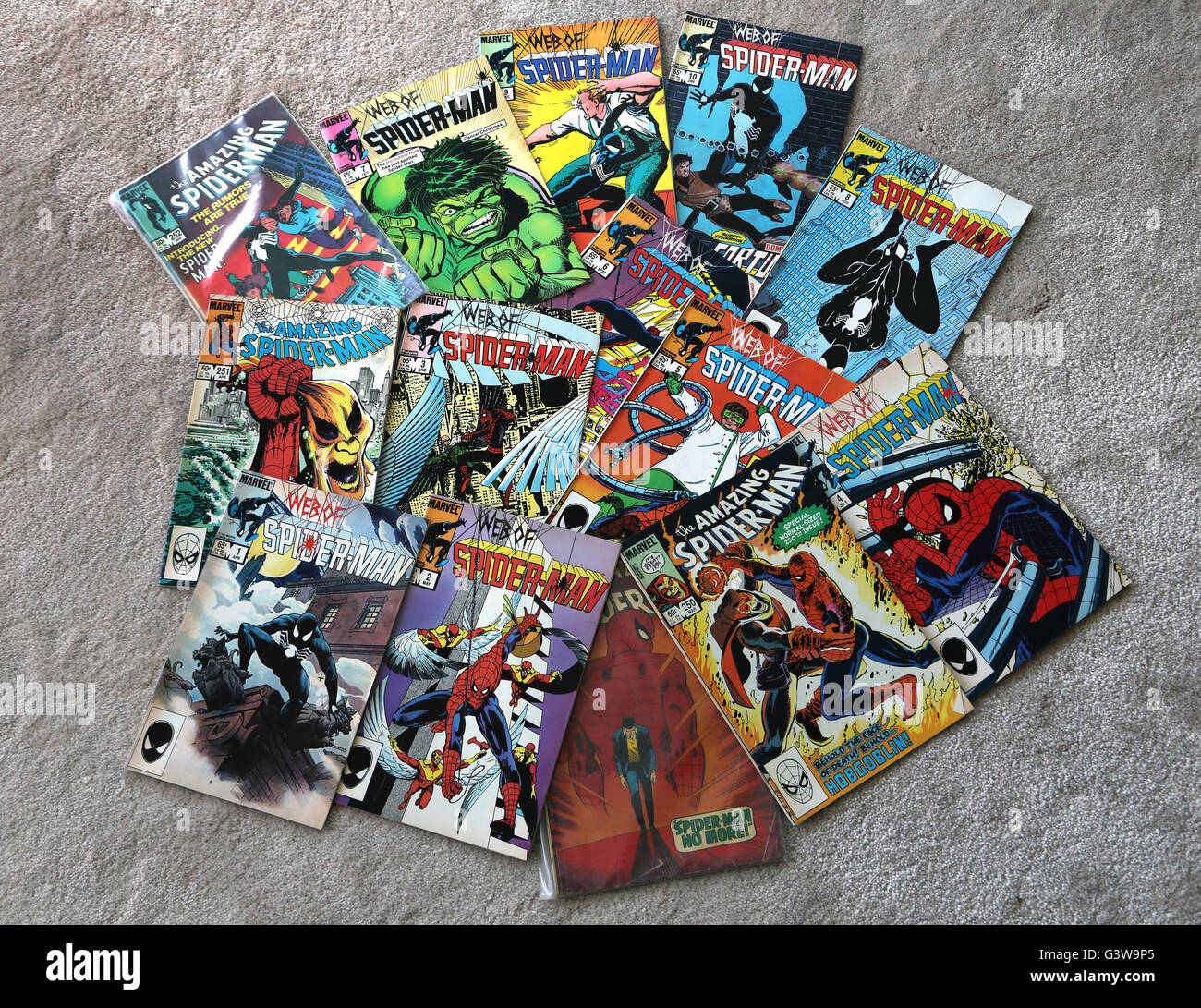 Sammlung von Vintage Marvel Comics The Amazing Spider-Man und das Web von Spider-Man Stockfoto