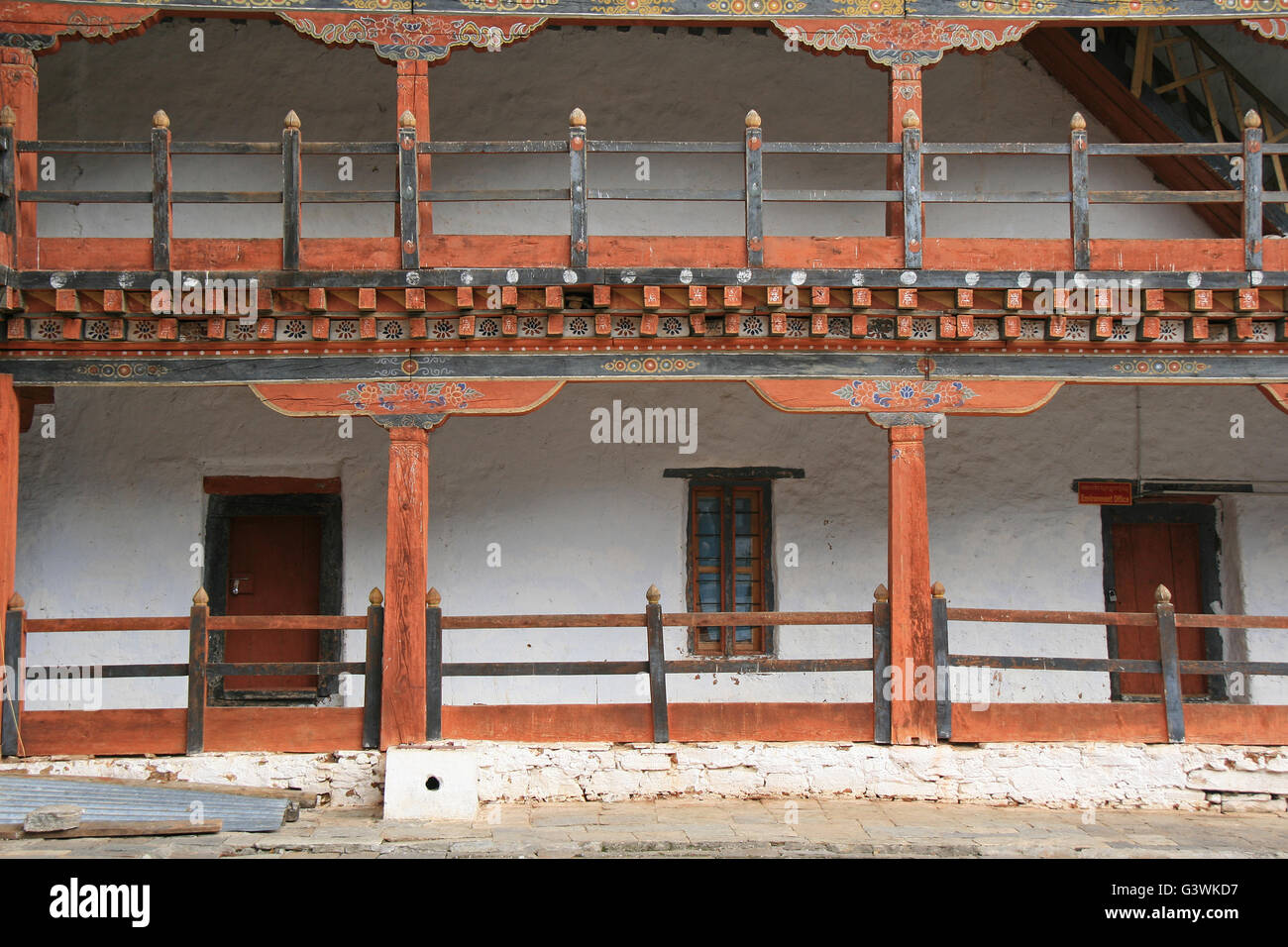 Überdachten Galerien von Wangdue Phodrang Dzong (Bhutan). Stockfoto