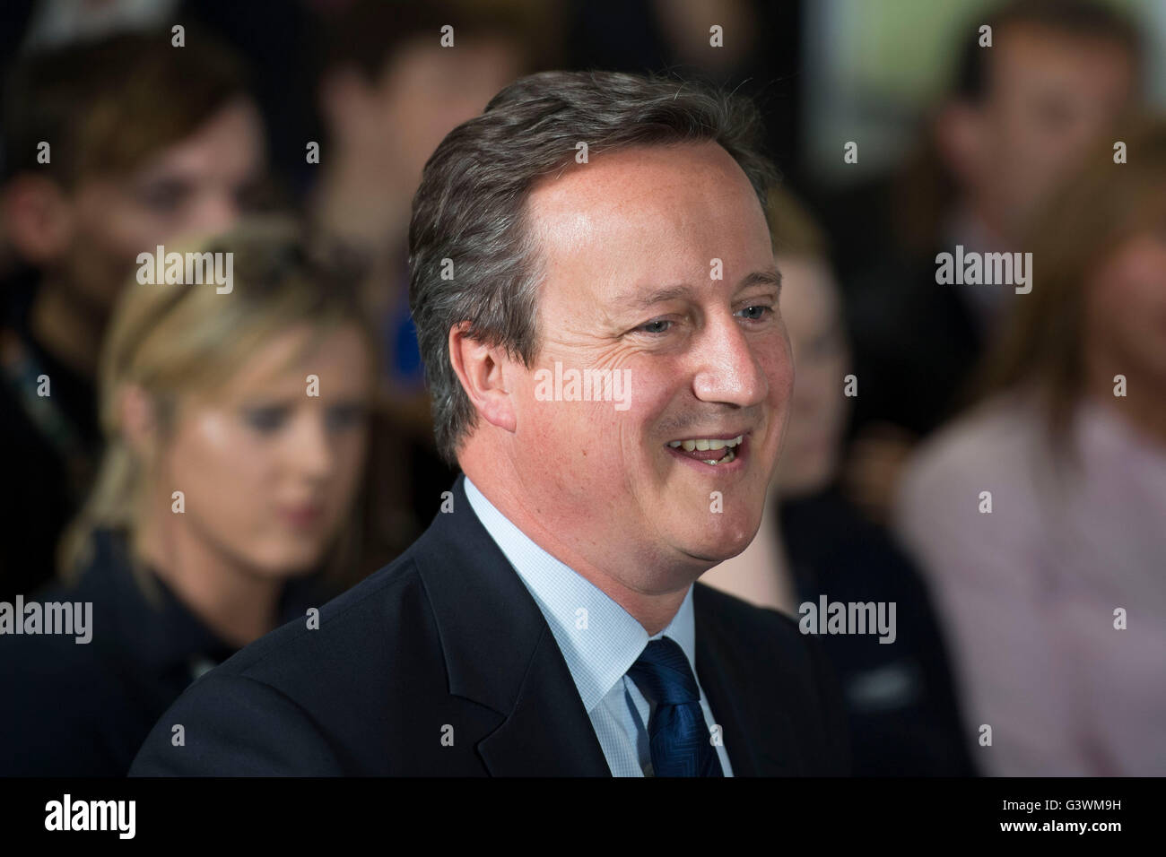 David Cameron Premierminister des Vereinigten Königreichs und konservative Parteichef spricht auf eine Debatte über die Europäische Union. Stockfoto