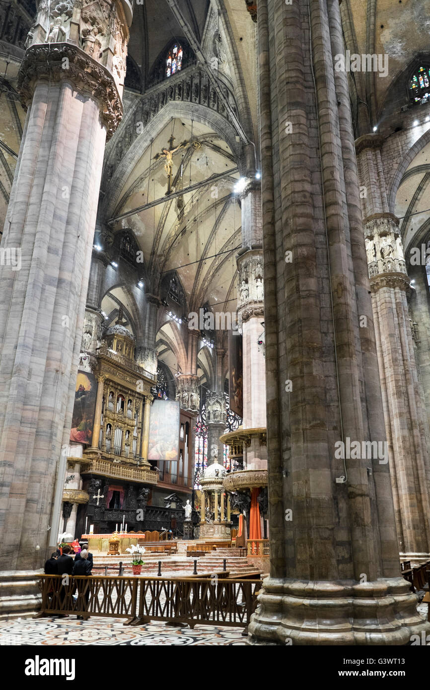 Italien, Mailand Kathedrale, Metropolitan Kathedrale-Basilika St. Mary von der Krippe Interieur-Ansicht Stockfoto