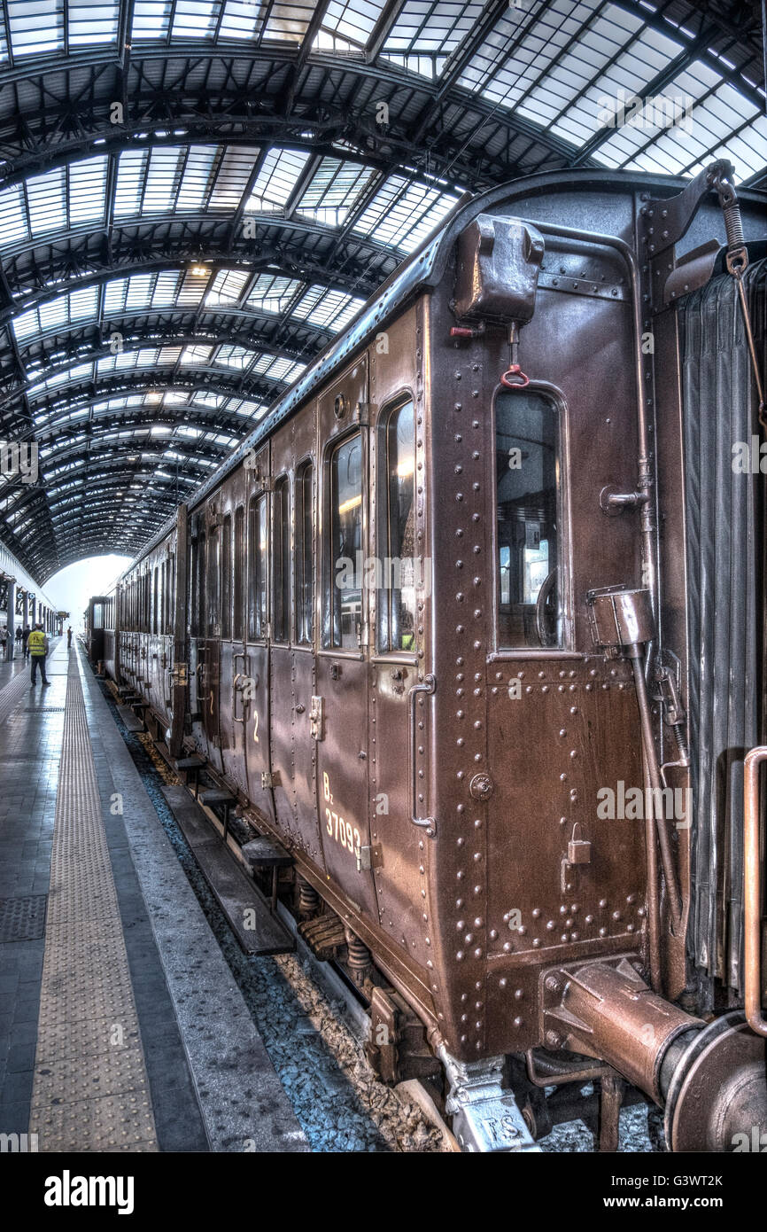 Italien, Lombardei, Milano Centrale Bahnhof, historische Zug für Touristen Stockfoto