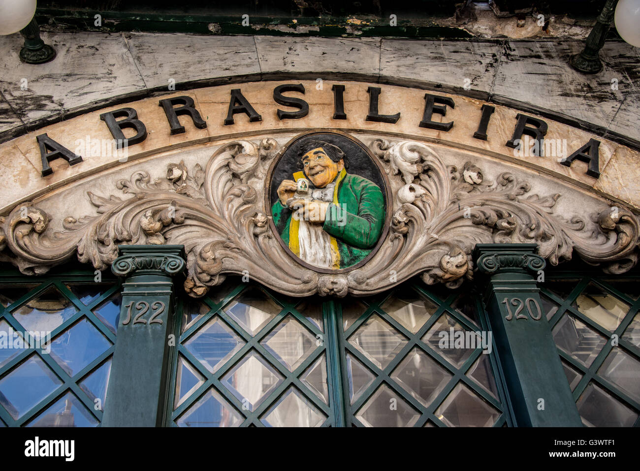 Europa, Portugal, Lissabon, Bairro Alto, Café A Brasileira Stockfoto