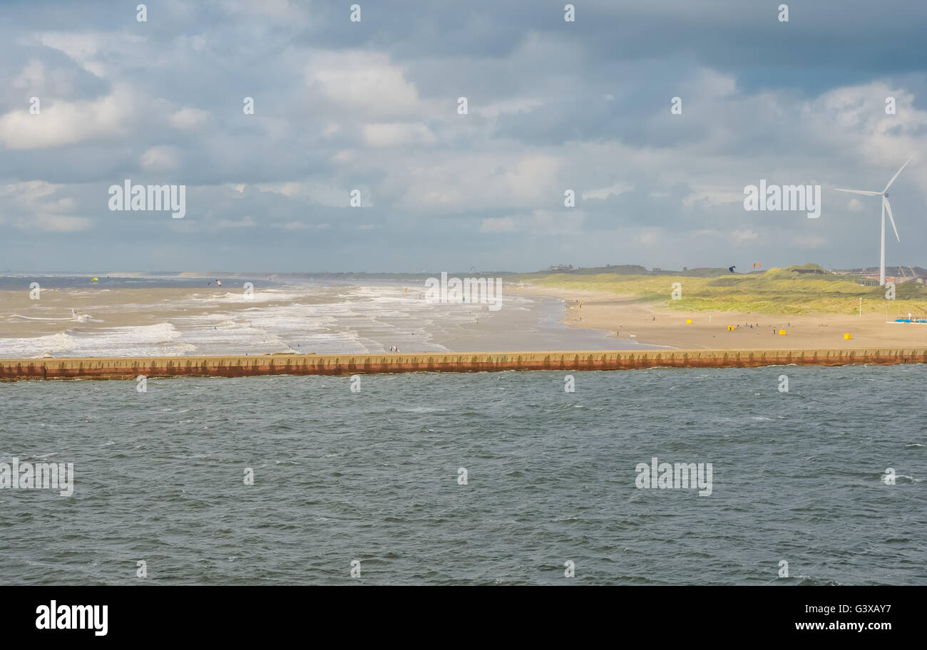 Niederländischen Küste in der Nähe von IJmuiden Stockfoto