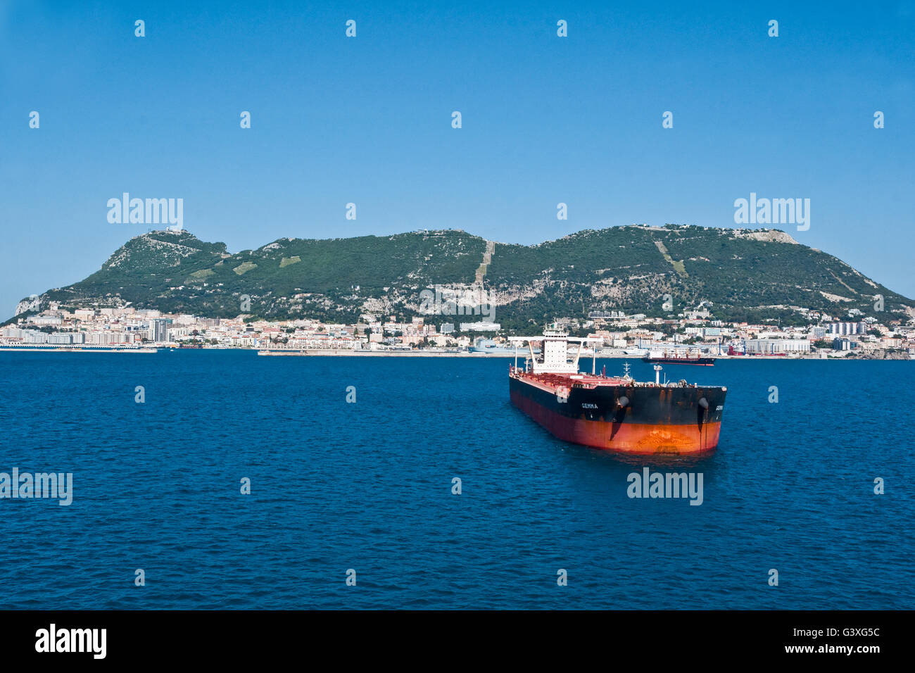 Supertanker Gemma verankert auf der Reede vor Gibraltar Stockfoto