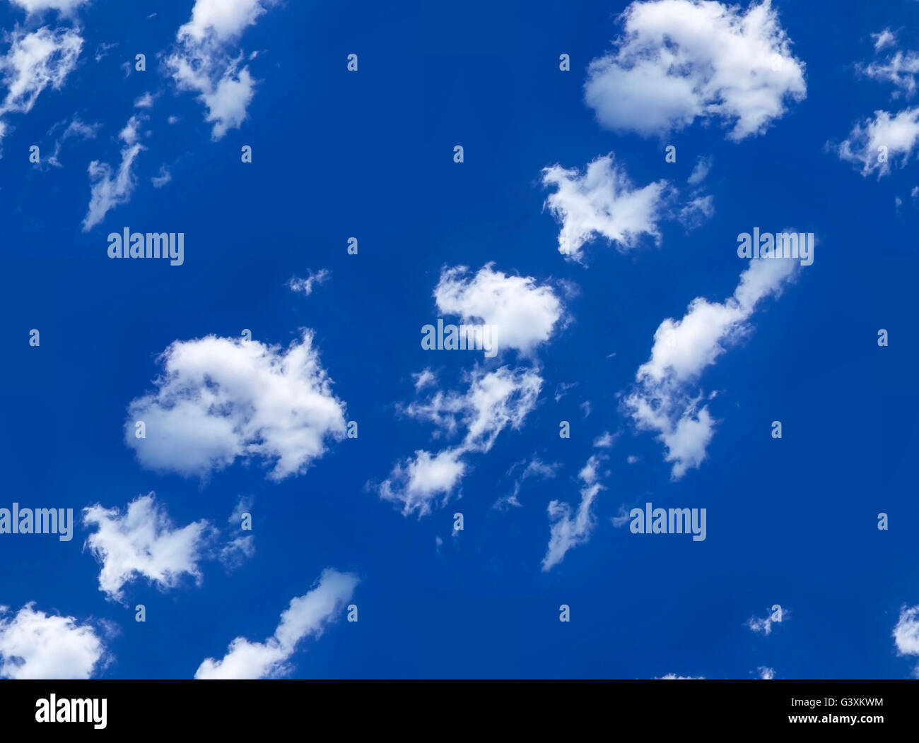 Wolken am Himmel als Hintergrund der nahtlose Muster Stockfoto