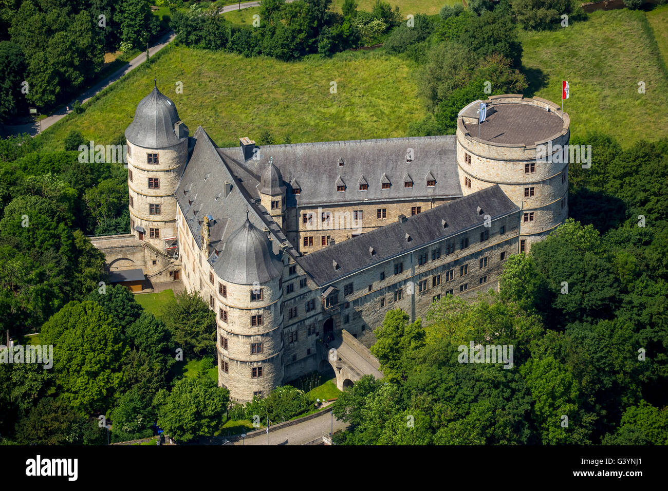 Luftaufnahme, Wewelsburg, Hügel Burg in der Kreisstadt Wewelsburg Büren im Kreis Paderborn, dreieckige Festung, Stockfoto