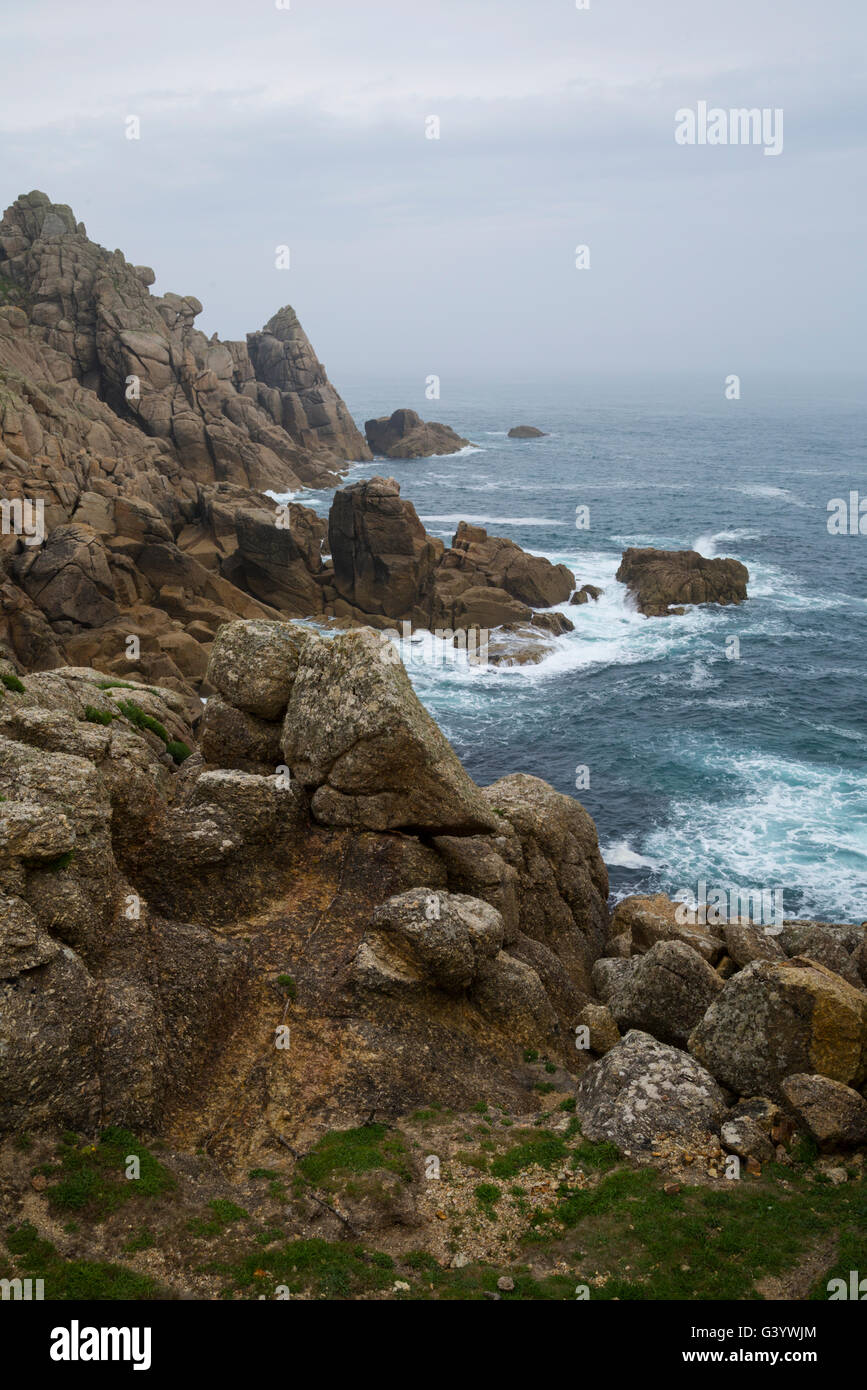 Küsten Blick auf Hella Punkt in der Nähe von Gwennap Head in Cornwall Stockfoto