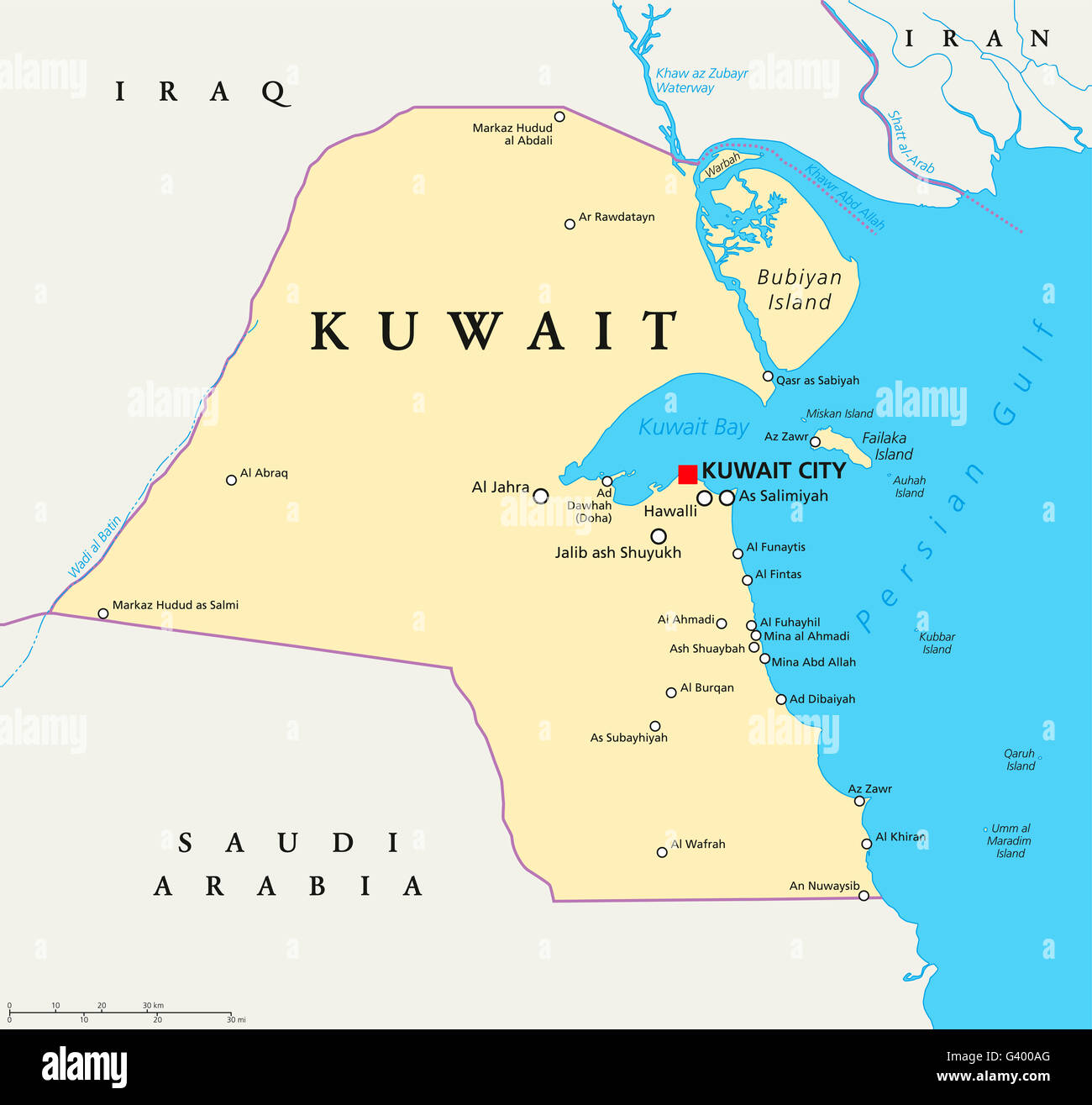 Kuwait politische Karte mit Hauptstadt Kuwait-Stadt, Landesgrenzen, wichtige Städte und Flüsse. Englische Beschriftung und Skalierung. Stockfoto