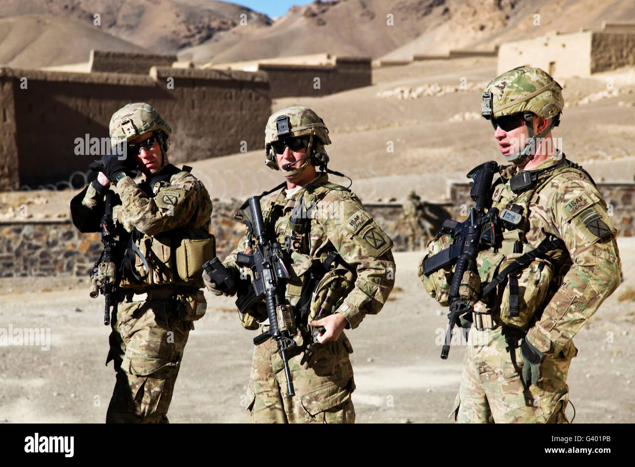 US-Armee Soldaten koordinieren Sicherheit in Afghanistan. Stockfoto