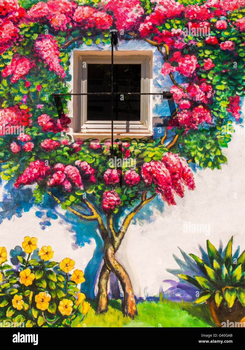 Malerei, Bougainvillea an der Wand eines Hauses. Mijas Costa, Provinz Malaga, Costa Del Sol, Andalusien, Spanien-Europa Stockfoto