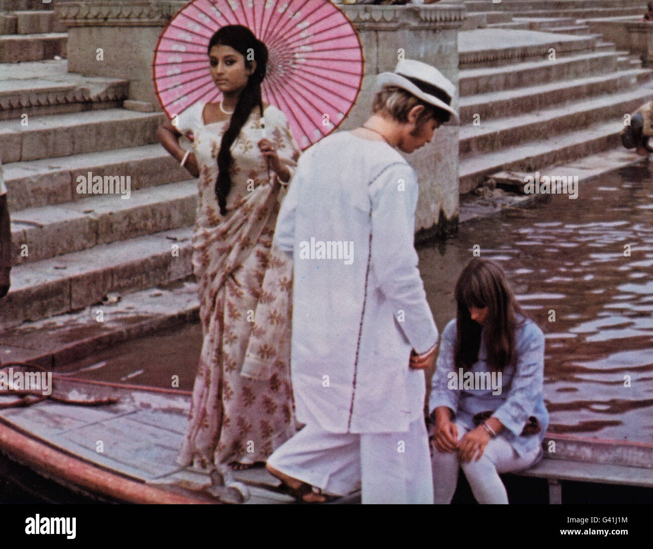 Der Guru, USA/Indien 1969, Regie: James Ivory, Monia: Michael York, Rita Tushingham (Rechts) Stockfoto