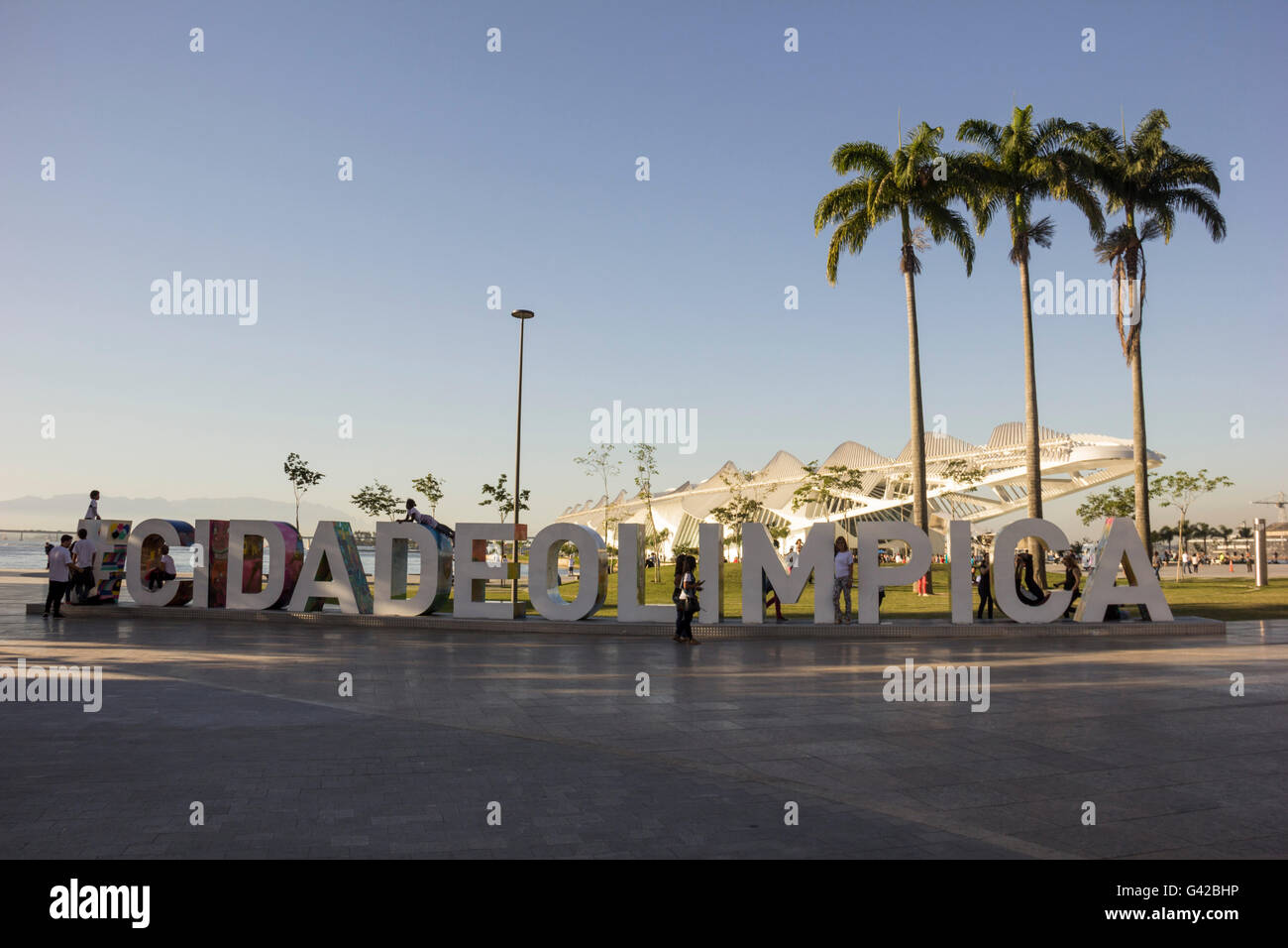 Rio De Janeiro, Brasilien. 17. Juni 2016. Bundesstaat Rio De Janeiro hat finanzielle Notlage erklärt weniger als 50 Tage vor den Olympischen Spielen 2016 in Rio. Der vorläufige Gouverneur Francisco Dornelles, sagt, dass die schwere Wirtschaftskrise droht, den Zustand von Verpflichtungen für die Spiele zu stoppen. Der Zustand der öffentlichen Notstand wurde verordnet in außergewöhnlichen Ausgabe des Amtsblatt, spät am Freitag, Tag 17.06.2016. Bildnachweis: Luiz Souza/Alamy Live-Nachrichten Stockfoto