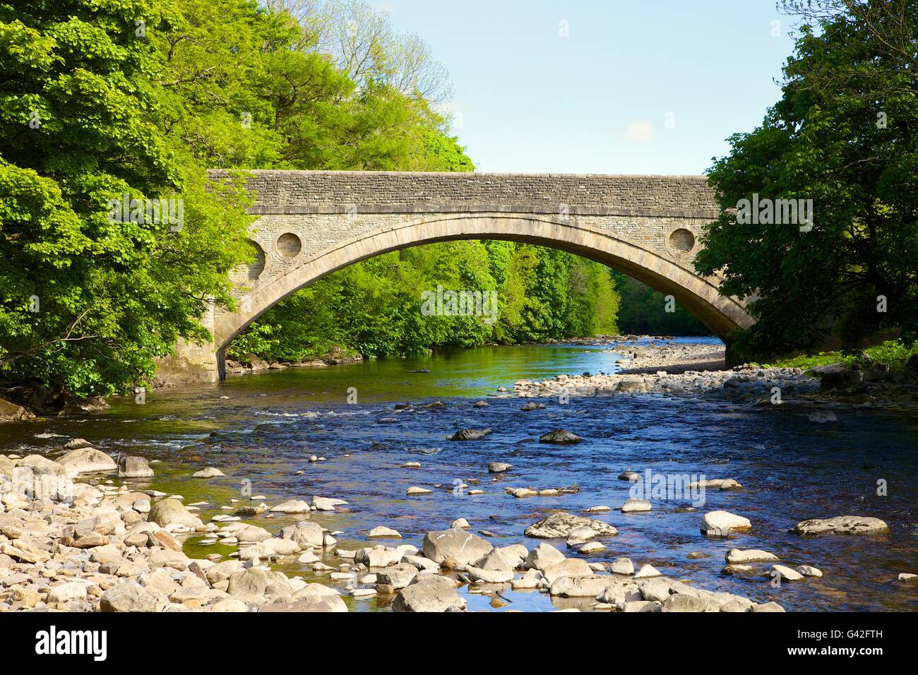 Middleton-Brücke über den Fluss Tees, Straßenbrücke über die B6277. Middleton-in-Teesdale, County Durham, England, Vereinigtes Königreich. Stockfoto