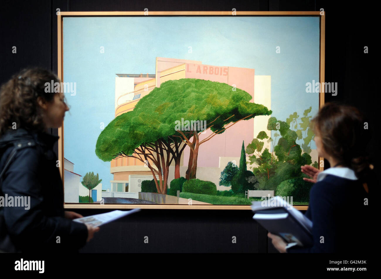 David Hockneys Hotel L'Arbois Sainte Maxime von 1968, das auf 2 Millionen geschätzt wird, wird im Sotheby's Impressionist and Modern Art Sale, London, ausgestellt. Stockfoto