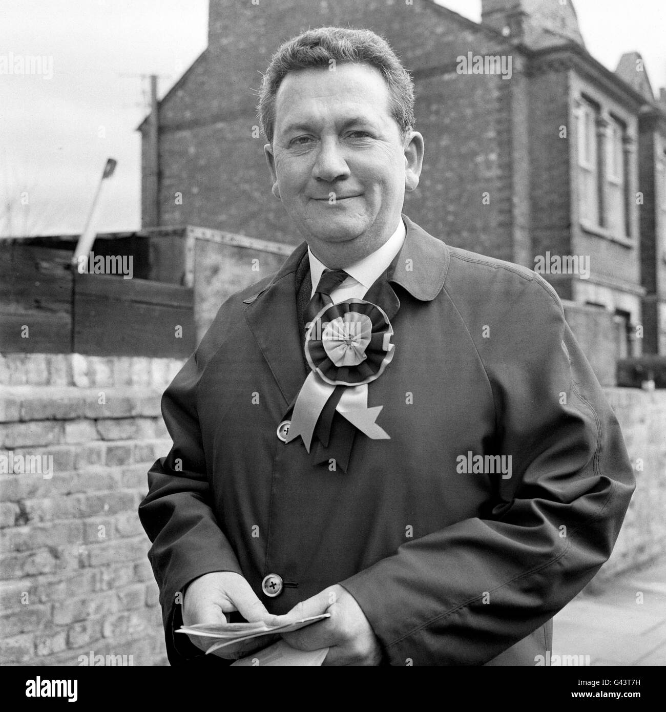 Walter Johnson, der Labour-Kandidat bei der Nachwahl in Acton. Stockfoto